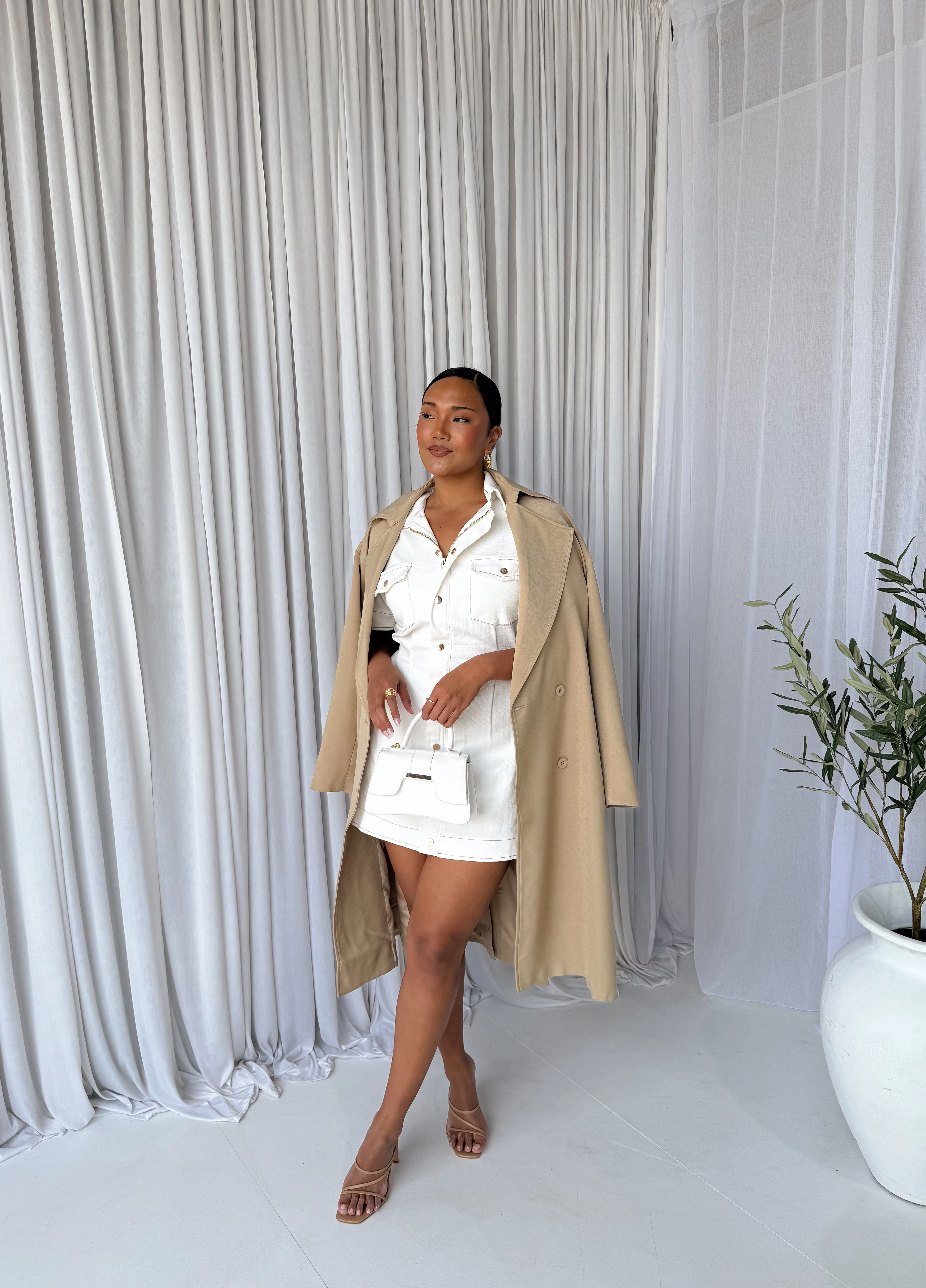 SAVEIRA DENIM DRESS WHITE Feel Good Essential Style