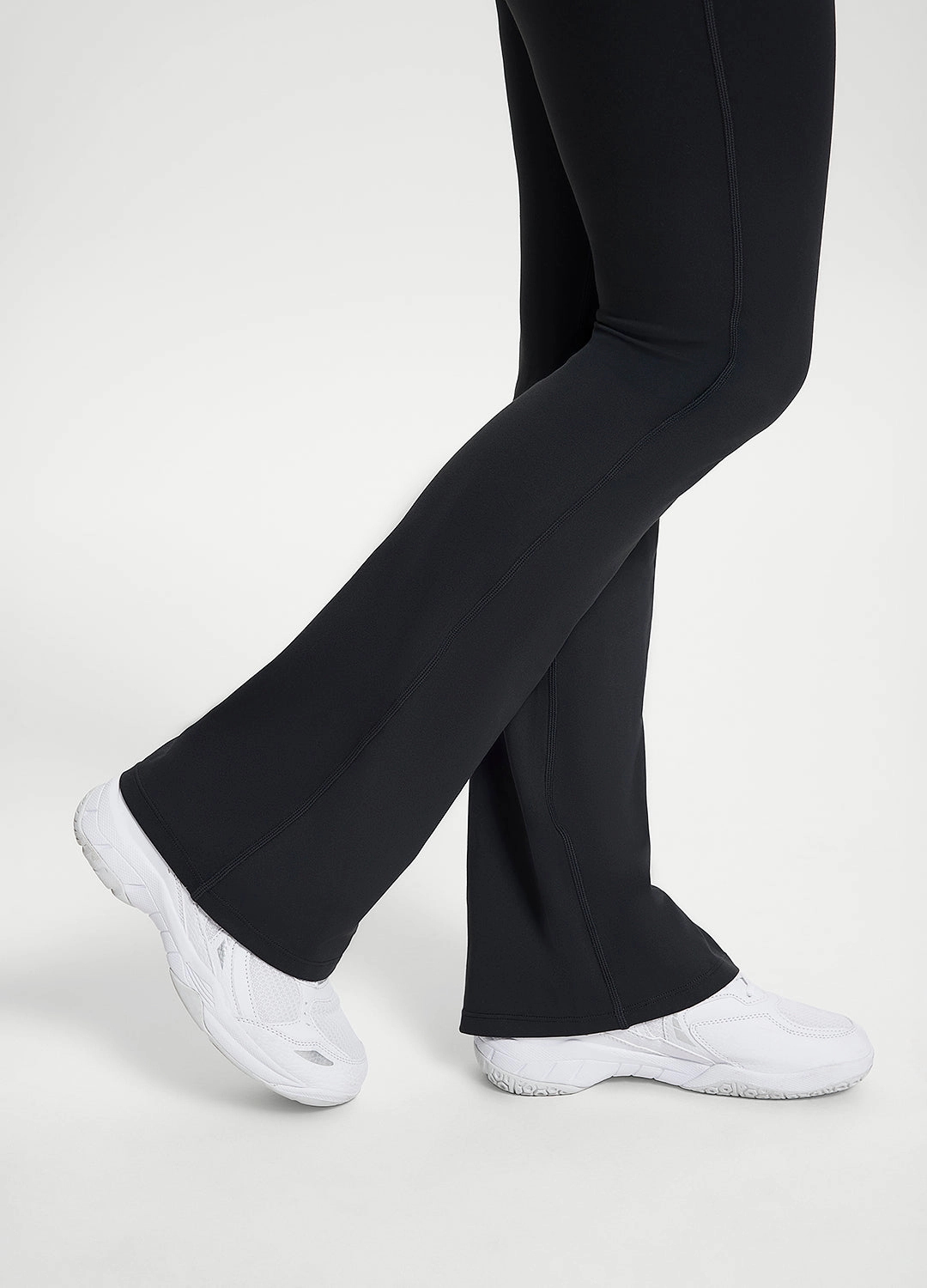 Gym Comfort Scrunch Back Flared Leggings