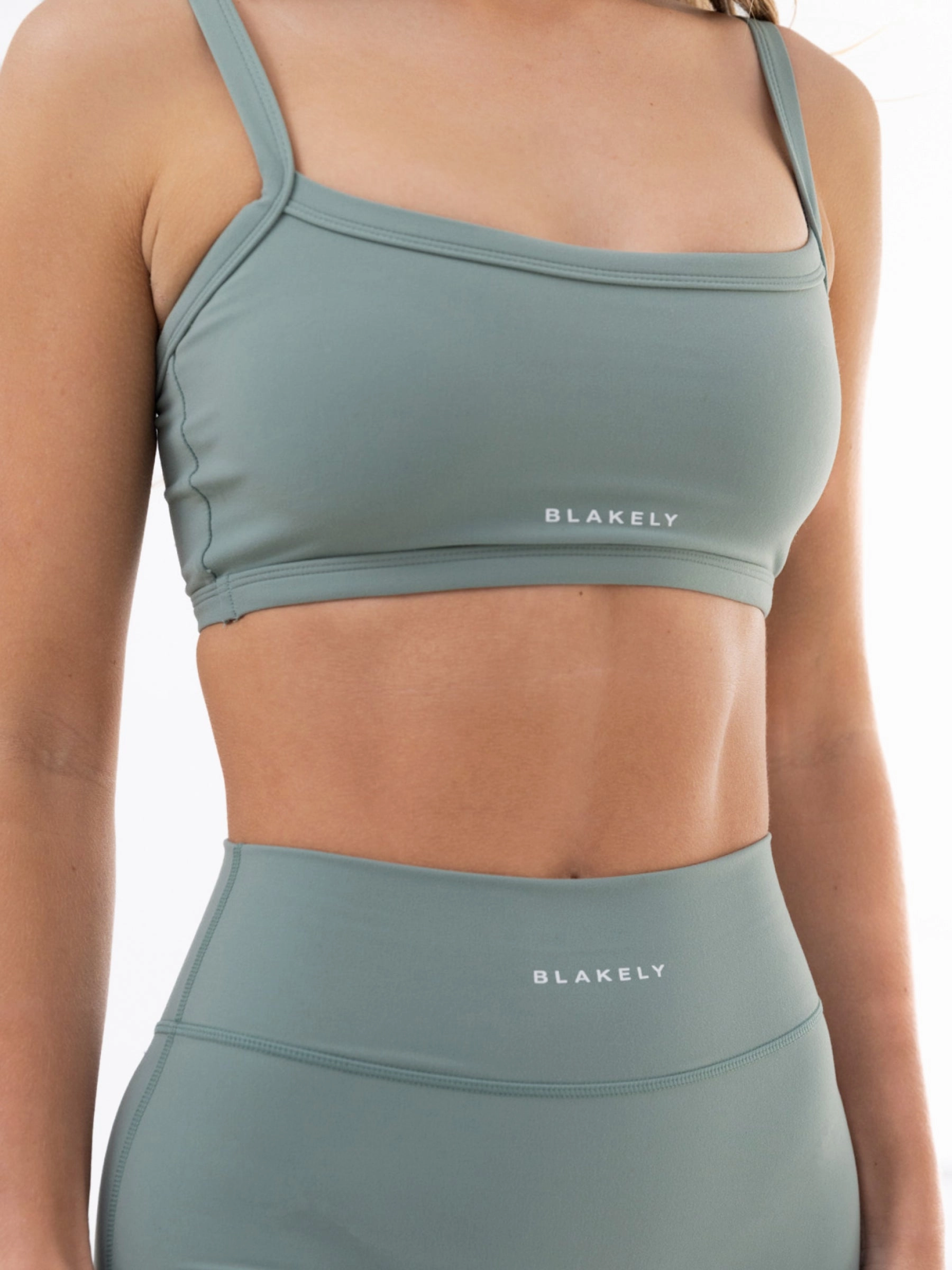Collared Tall size seams Ultimate Sports Bra - Sage Green