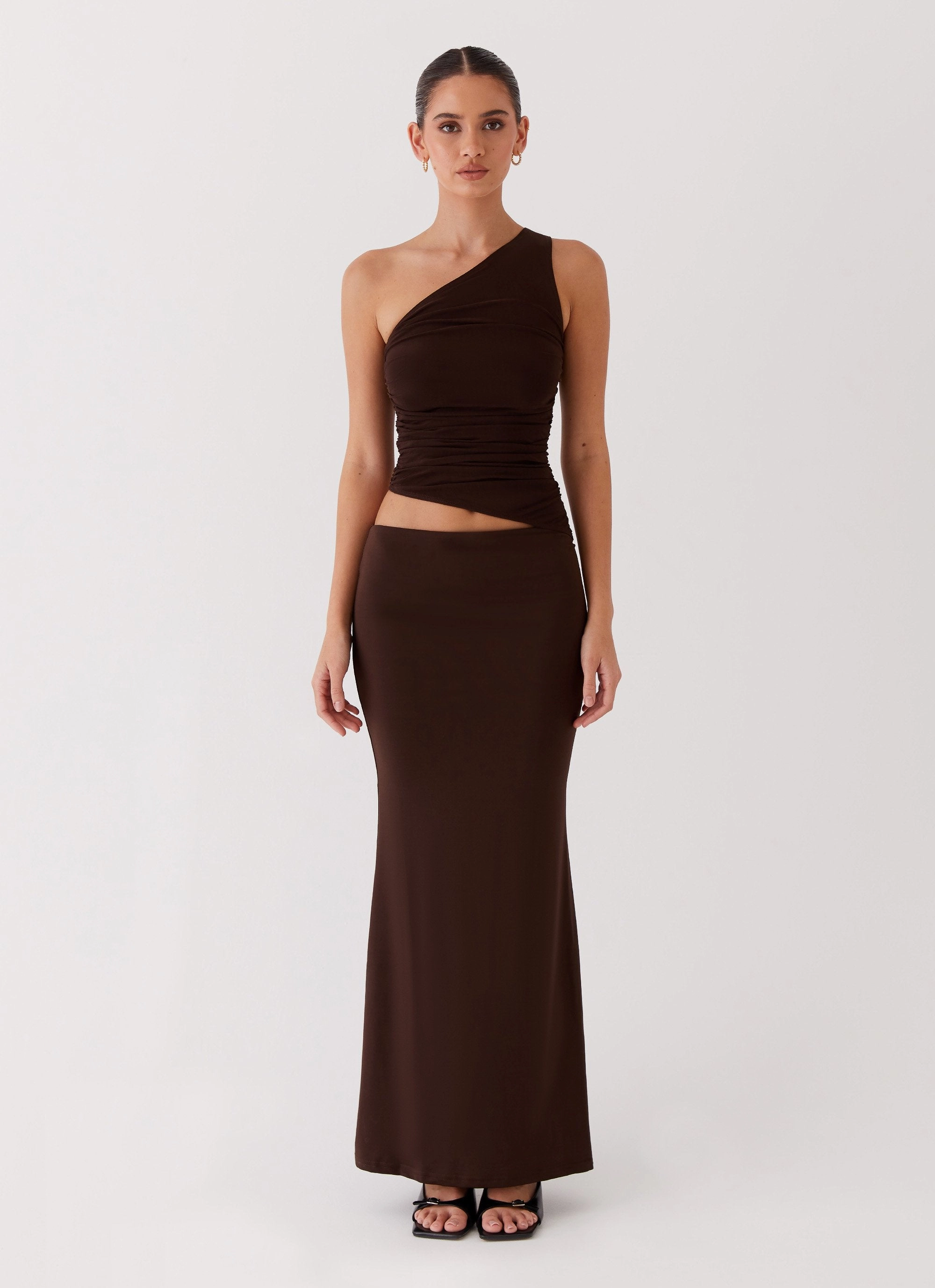 Effortless Fit Seranella One Shoulder Maxi Dress - Chocolate