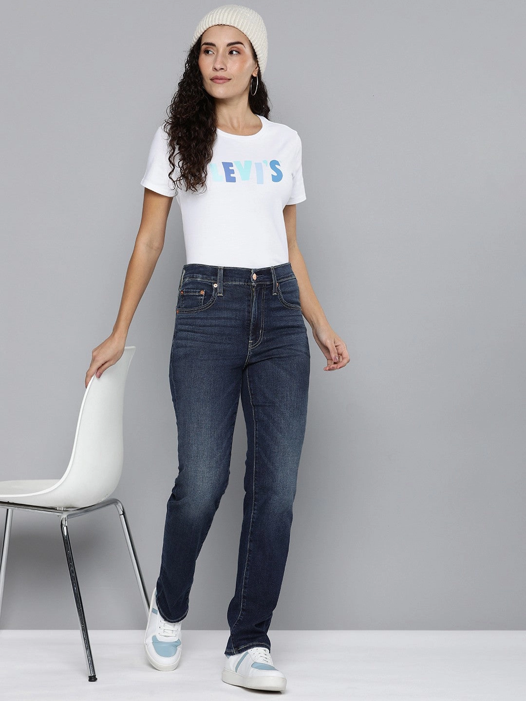 Women's 724 Blue Straight Fit High Rise Jeans Go Anywhere Look Neutral Look