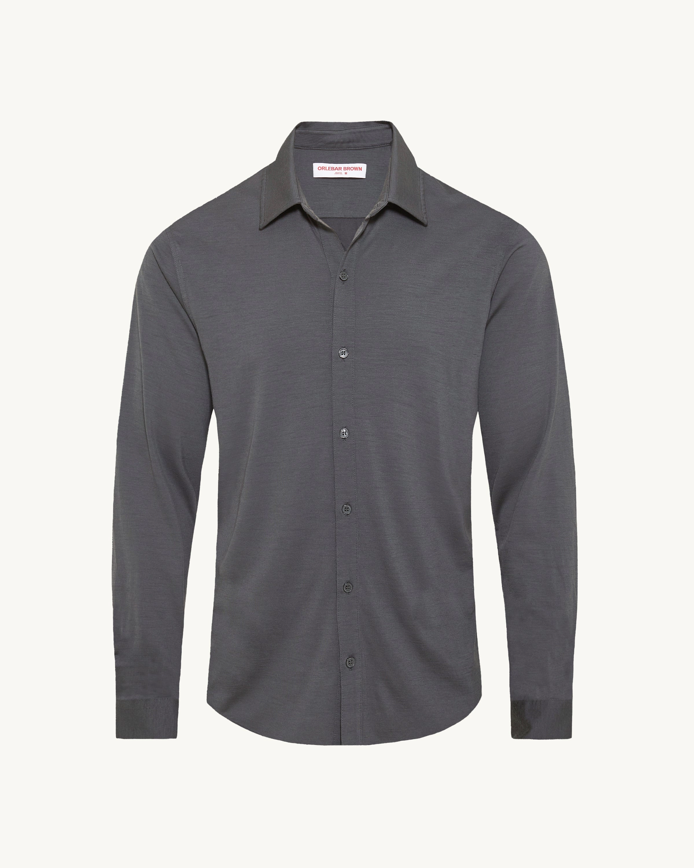 High-End Look Giles Merino