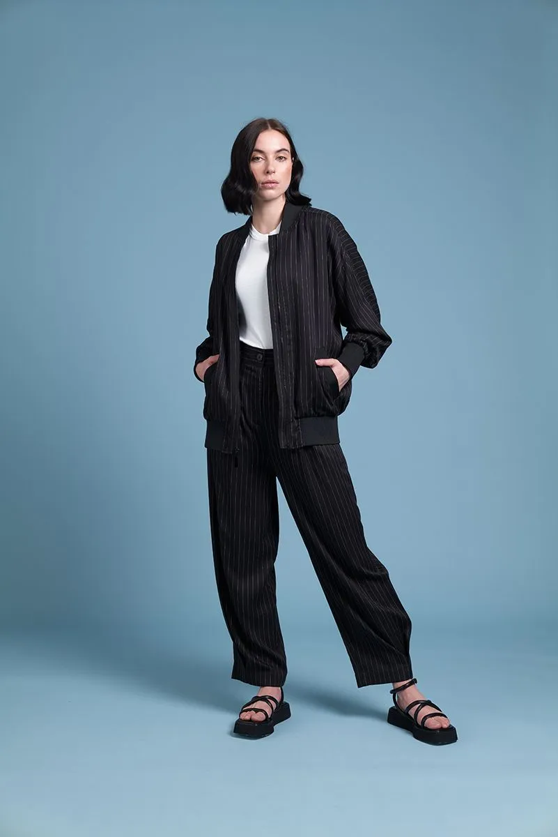 Warmth Retention Technology Siren - CSN2588 Fine Lines Jacket