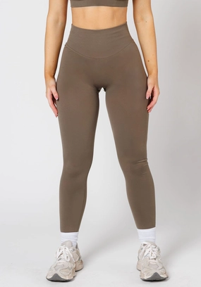 Reflective Logo Detail CurveFlex Hourglass Sculptseam? Plus Seamless Legging Everglades