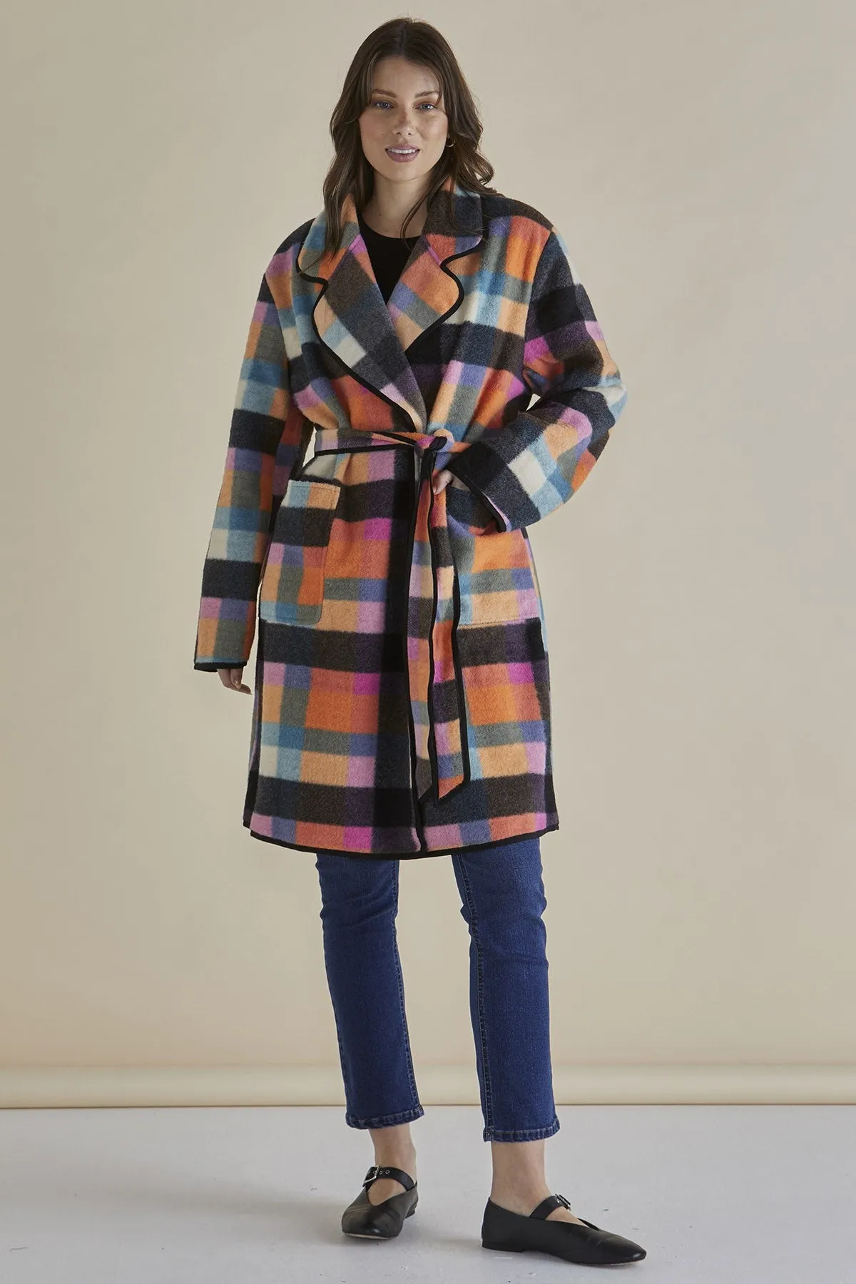 Wrinkle resistant fabric Betty Basics Ellie Coat Rainbow Check
