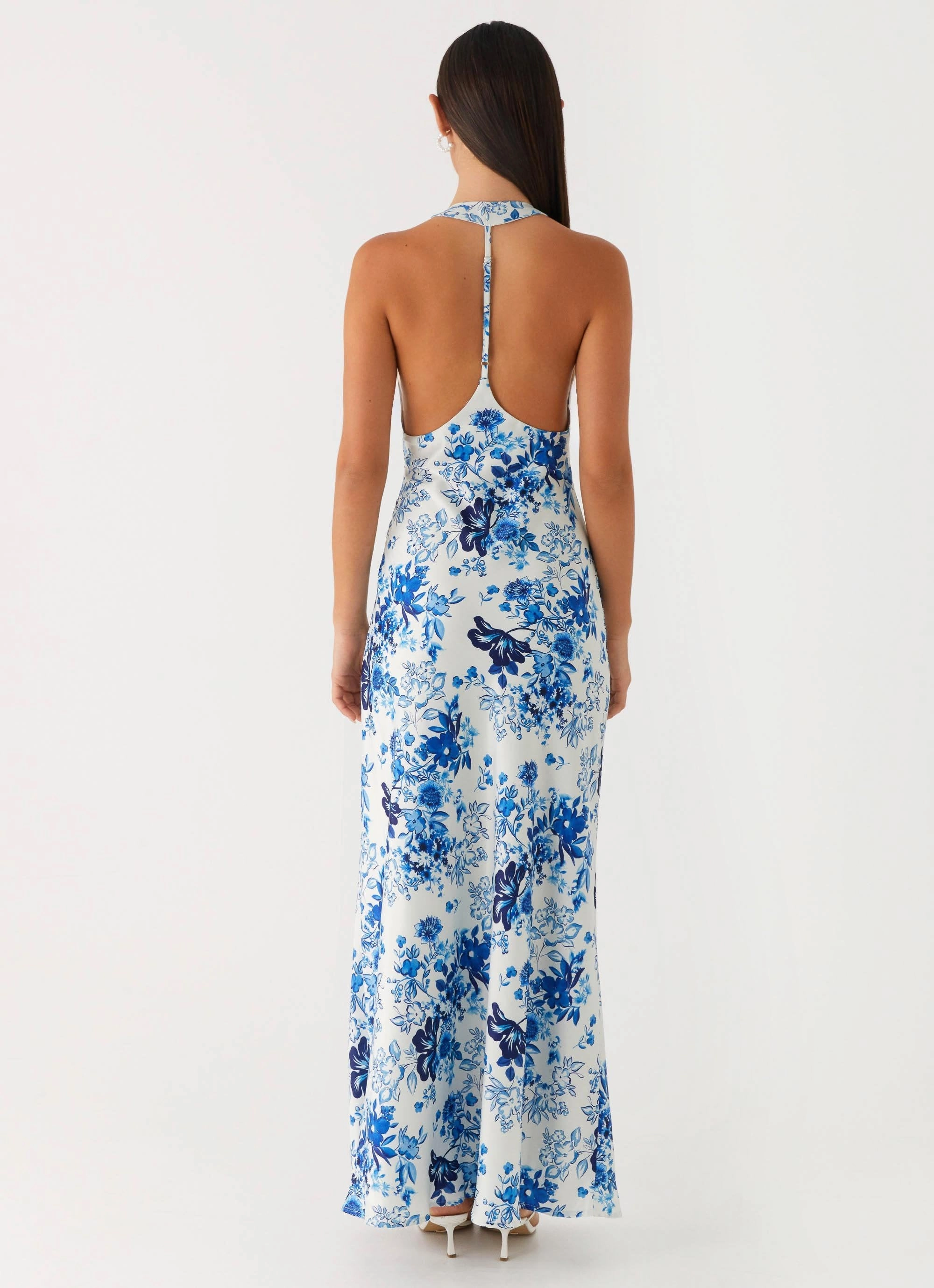 Classic Look Sleek Draping Angie Maxi Dress - Serene Sky Floral