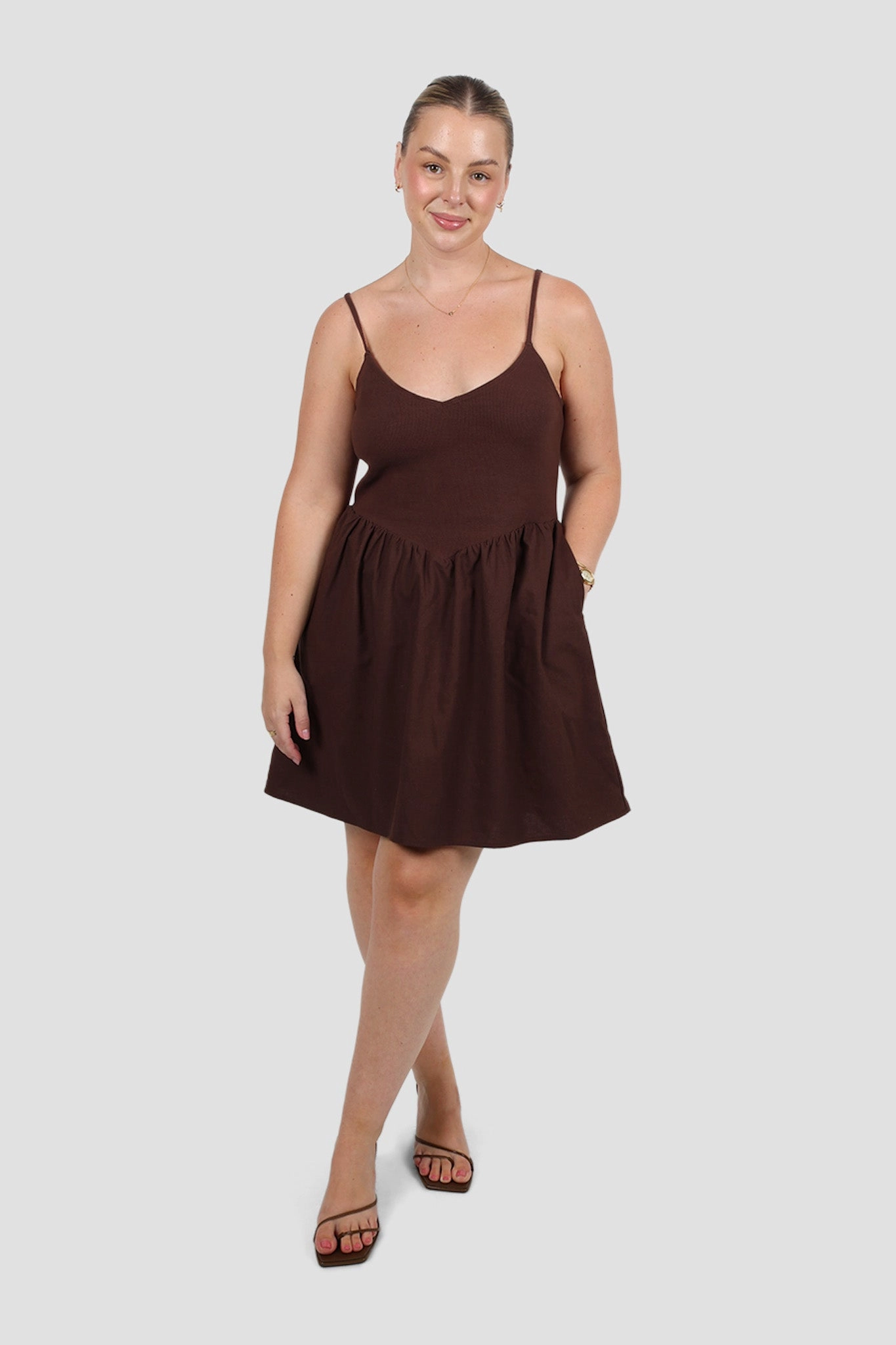ZAREN MINI DRESS CHOCOLATE Tall-Fit