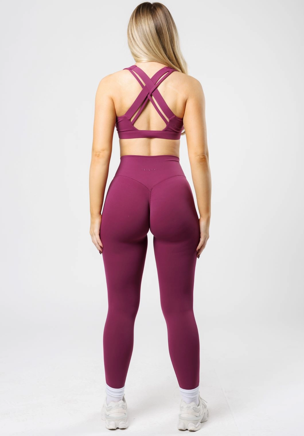RecStretch Original Sculptseam? Plus Legging Bright Violet Signature Fit Slim and Sleek