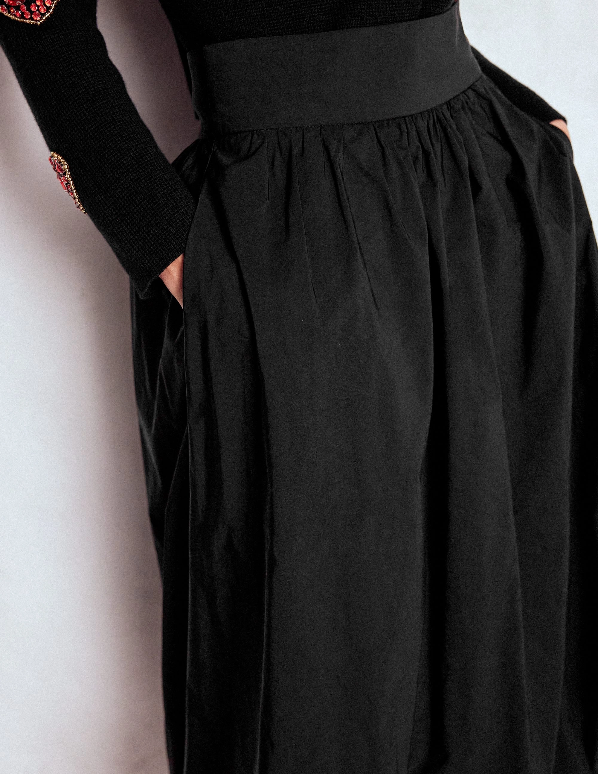 Bubble Hem Midi Skirt-Black Sleek Flow Full Circle