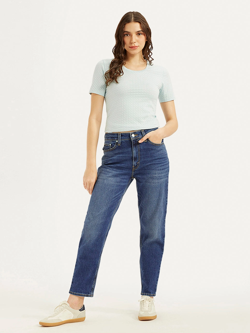 Fit Focus Travel Ease Women's 80s Mom Blue Loose Fit High Rise Jeans