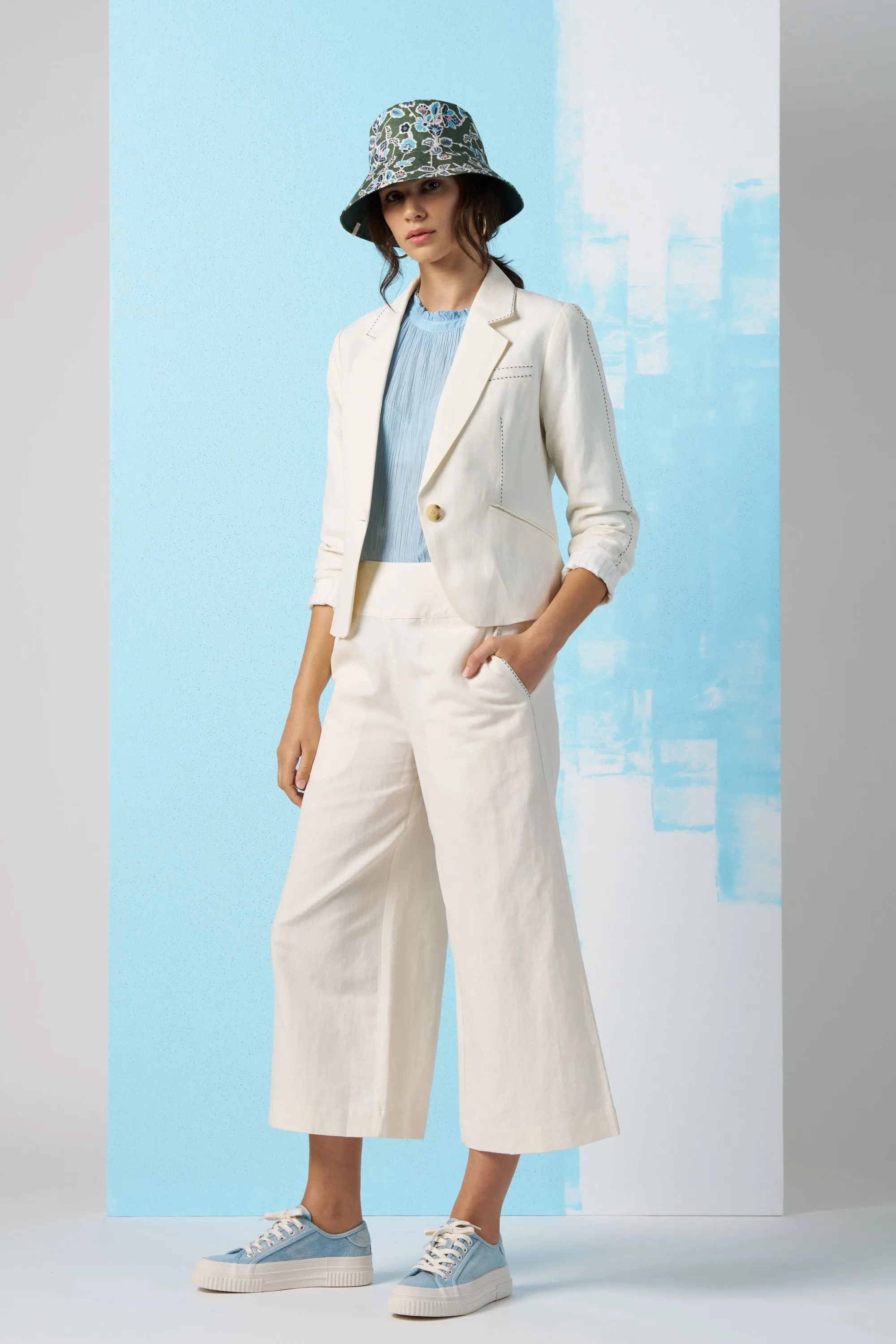 MagneticClosureSystem ReinforcedSeams Madly Sweetly - MS1306 Dart Jacket