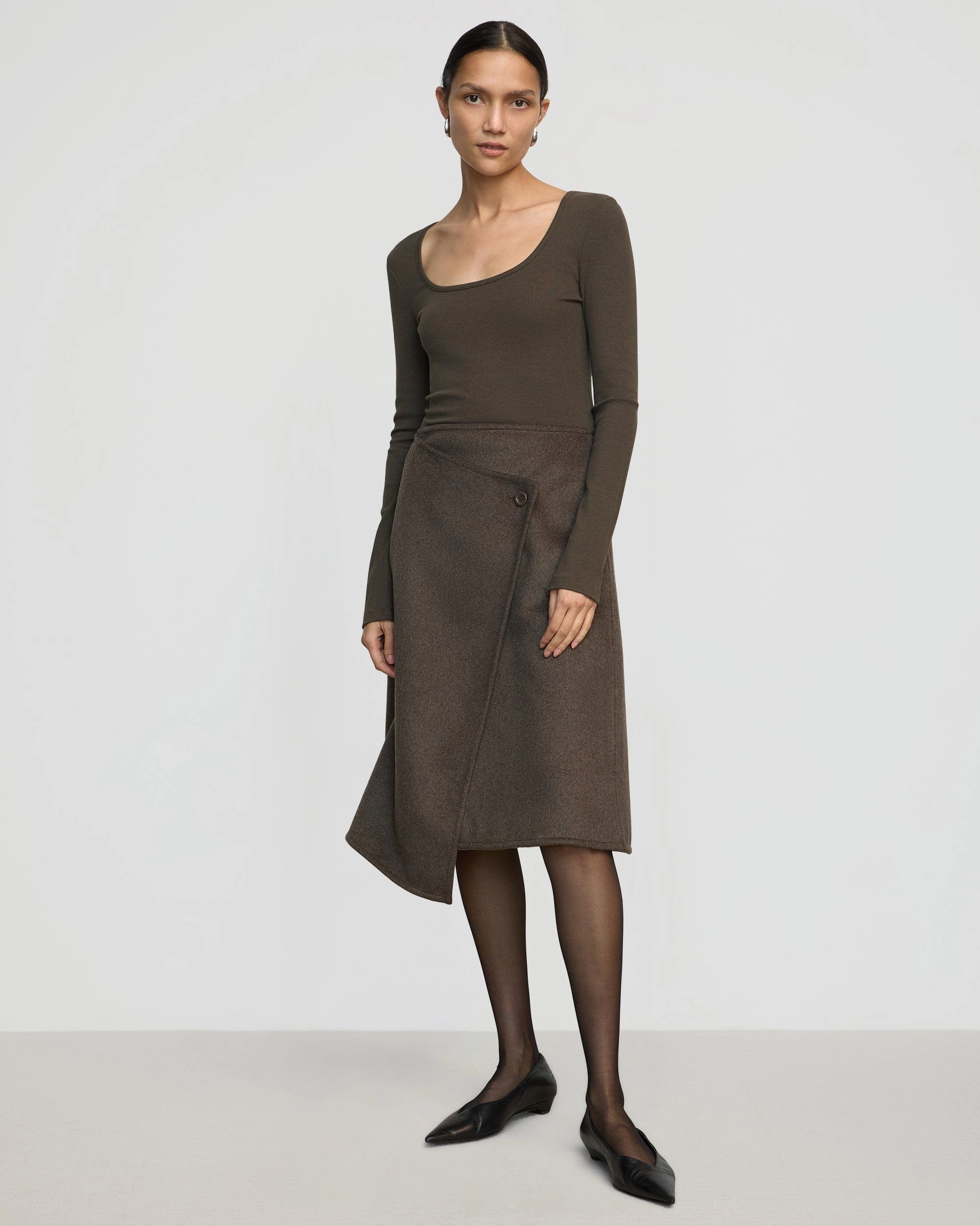 Rosa Ribbed Scoop-Neck Tee Unisex Core Light Layer