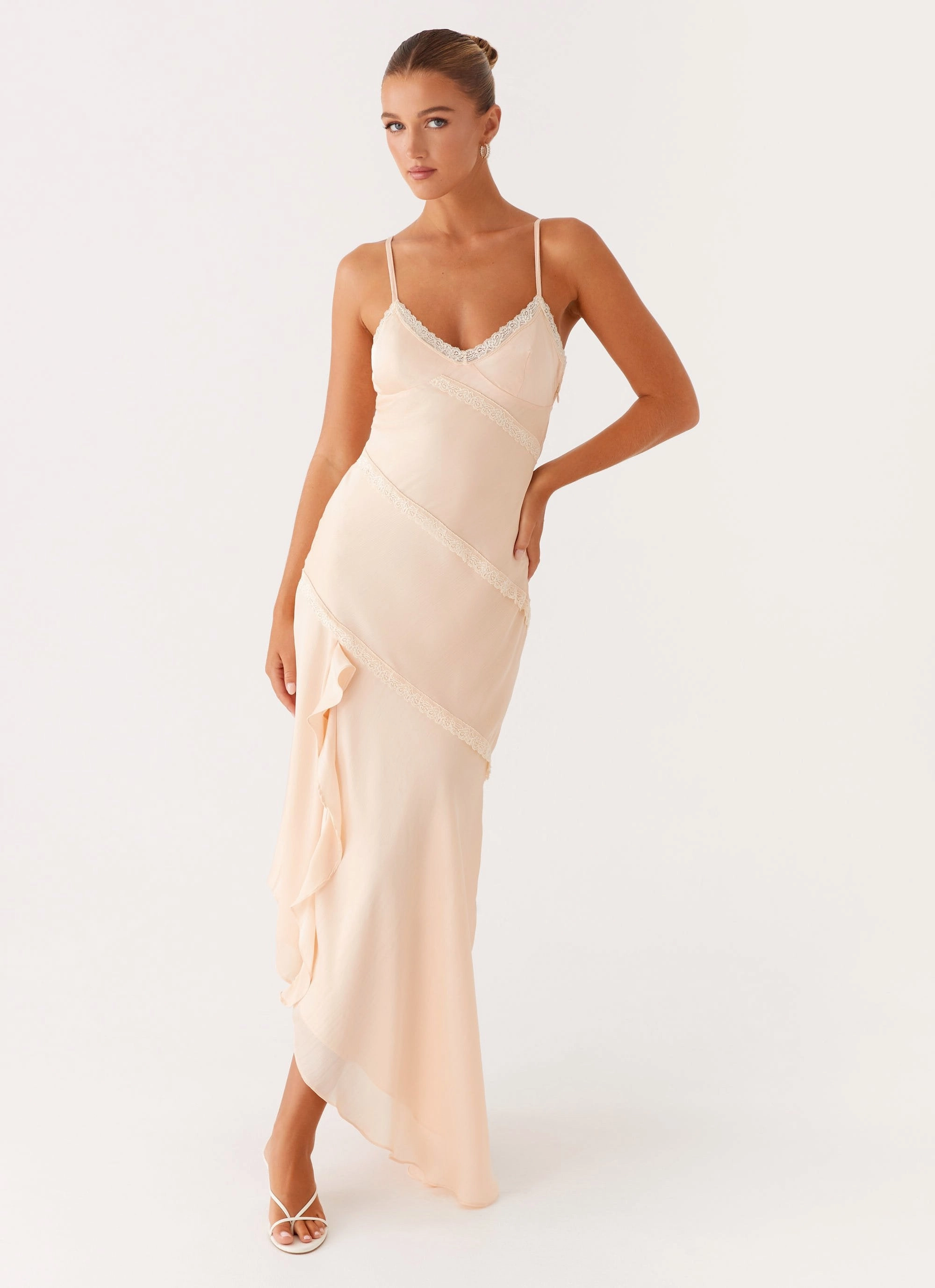 Polished and Elegant Solana Maxi Dress - Peach