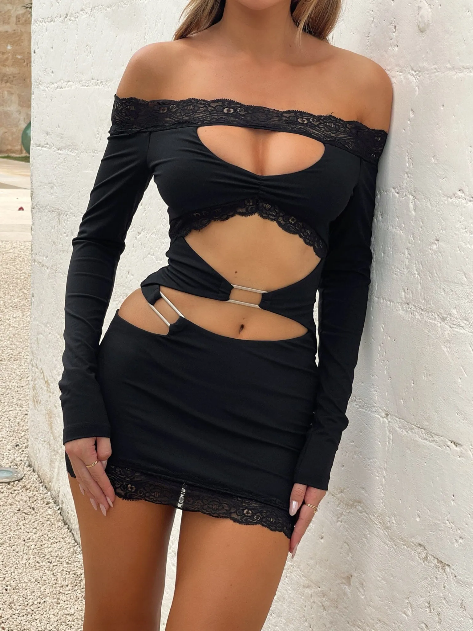 Smile Feel Everyday Use DAPHNE LONG SLEEVE MINI DRESS BLACK