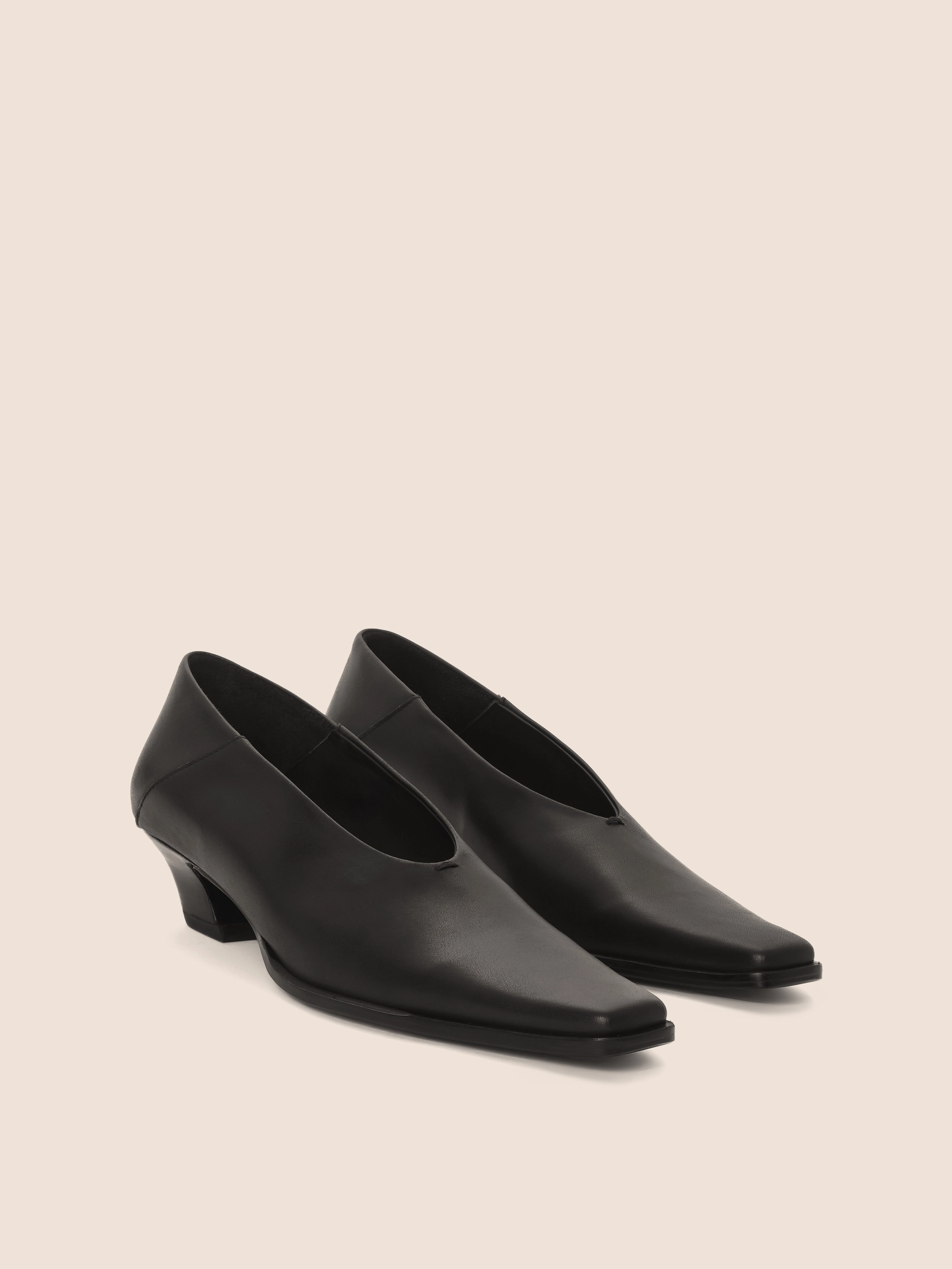 Soria Black Heel Bold Spark