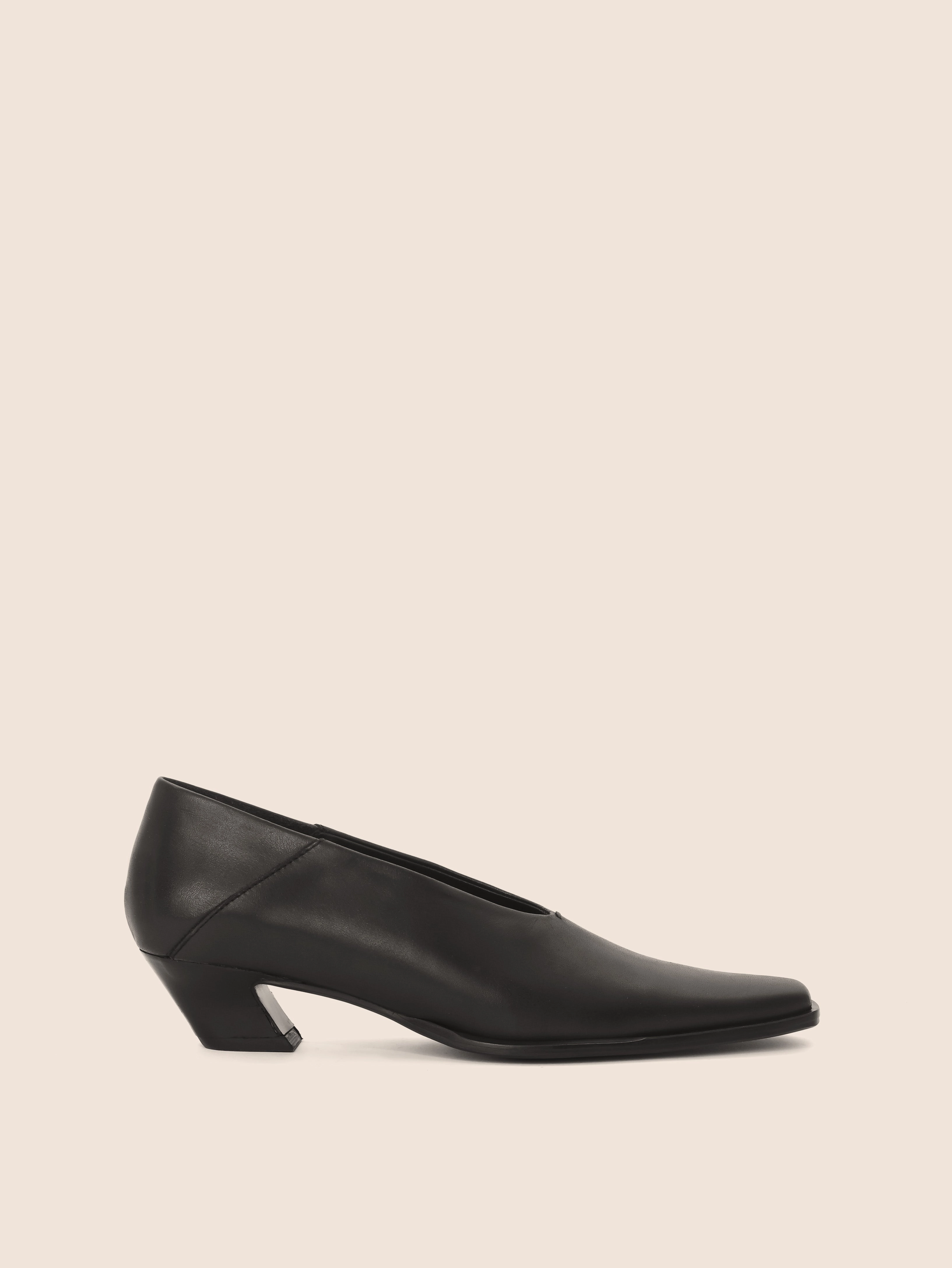Stylish Pumps Soria Black Heel