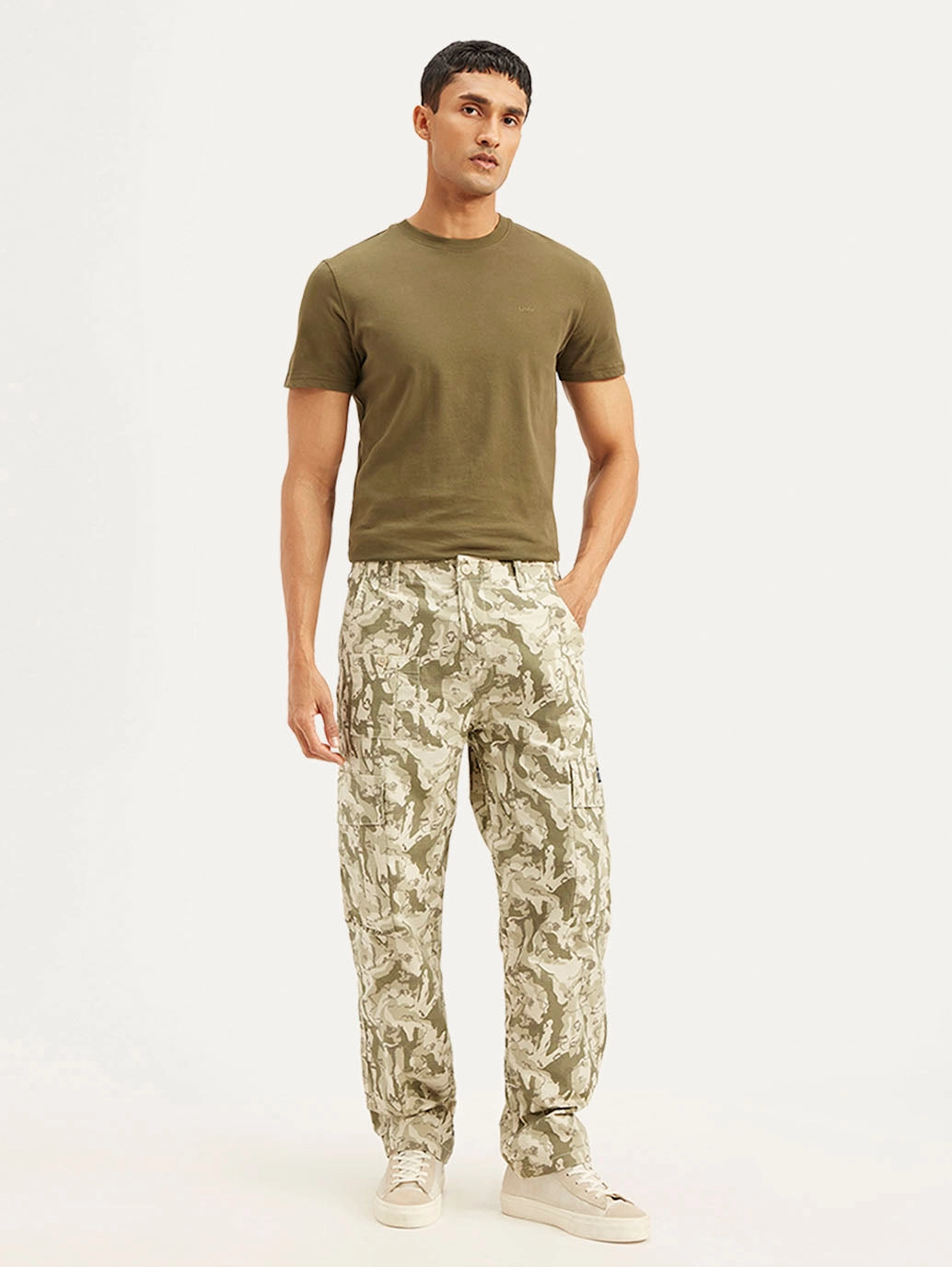 Odor Resistant Treatment Men's Beige Loose Fit Cargo Trousers