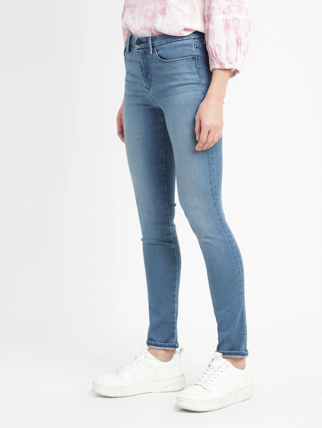 Women's 711 Blue Skinny Fit Mid Rise Jeans Wardrobe Staple