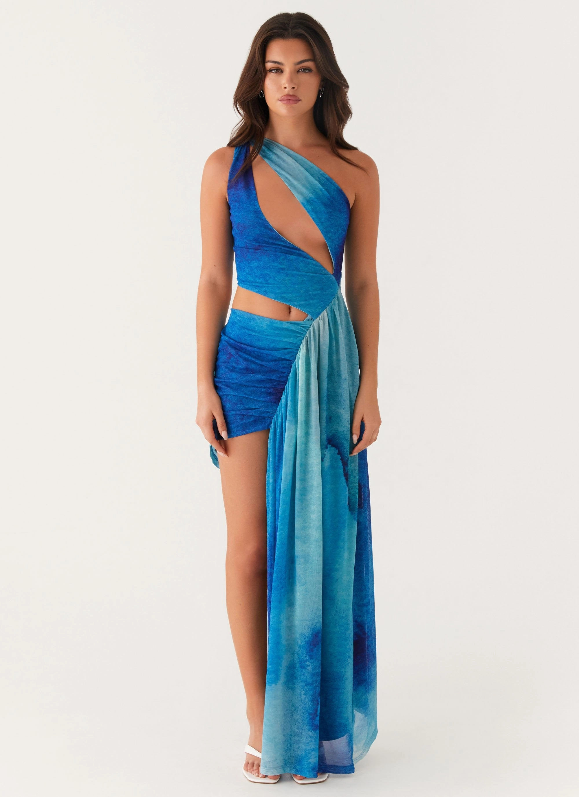 Edgy Twist Fashionable Design Blinded Maxi Dress - Blue Tie Dye