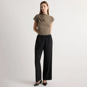 Kenny Asymmetric-Neck Tee Simple Layer DoubleStitched Seams