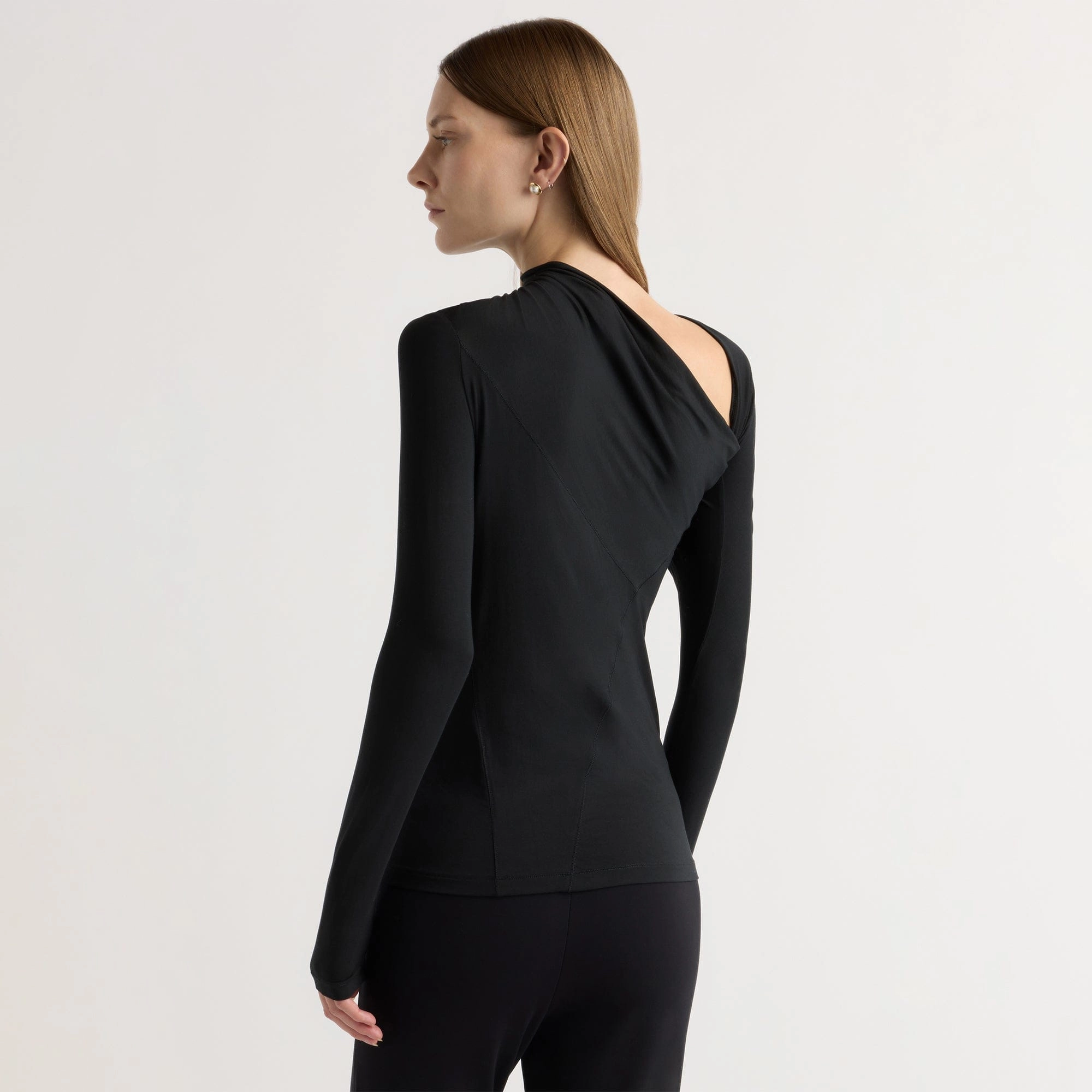 Veronica Ruched Long-Sleeve Tee Heavyweight Weave Layer-Friendly