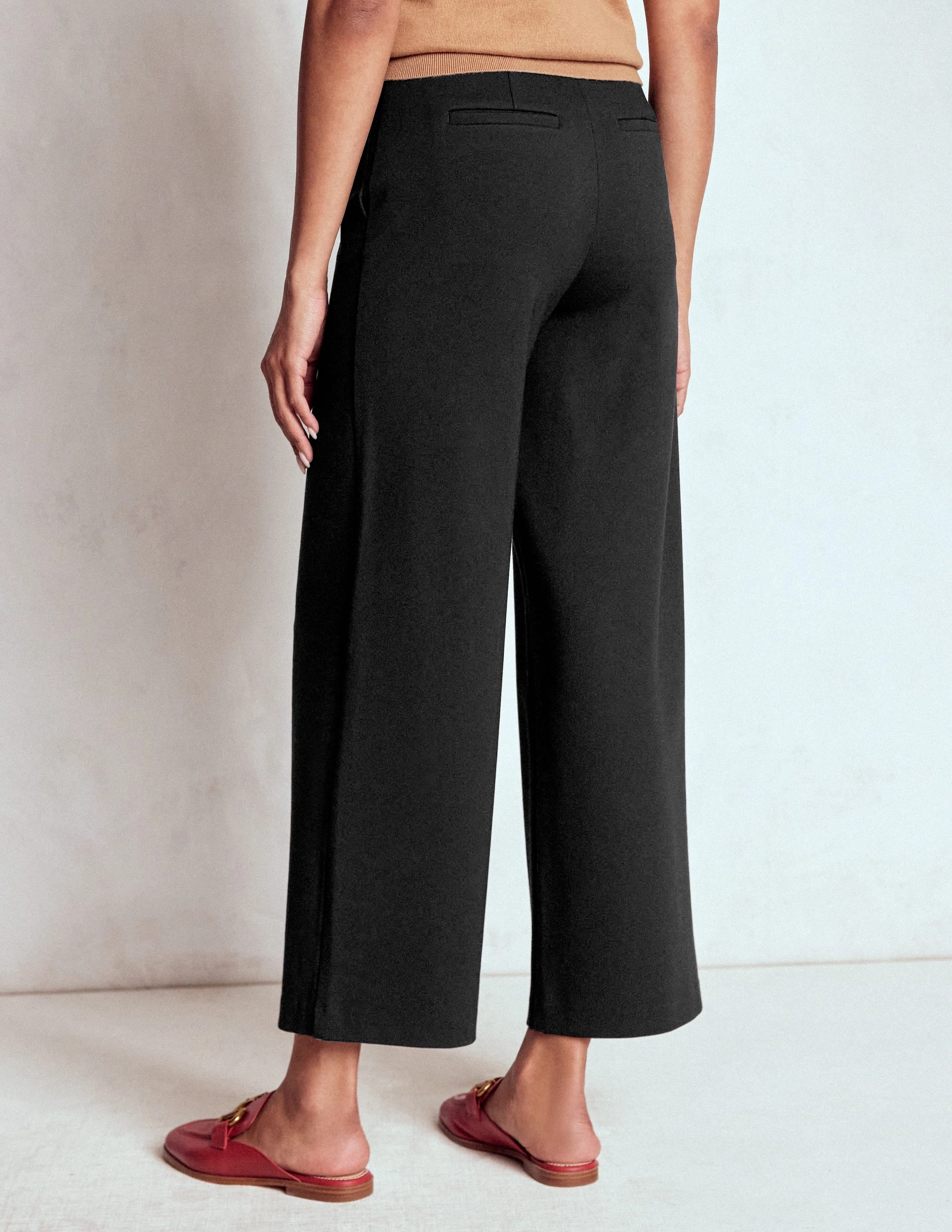Belgravia Ponte Crop Trousers-BLACK Boho chic