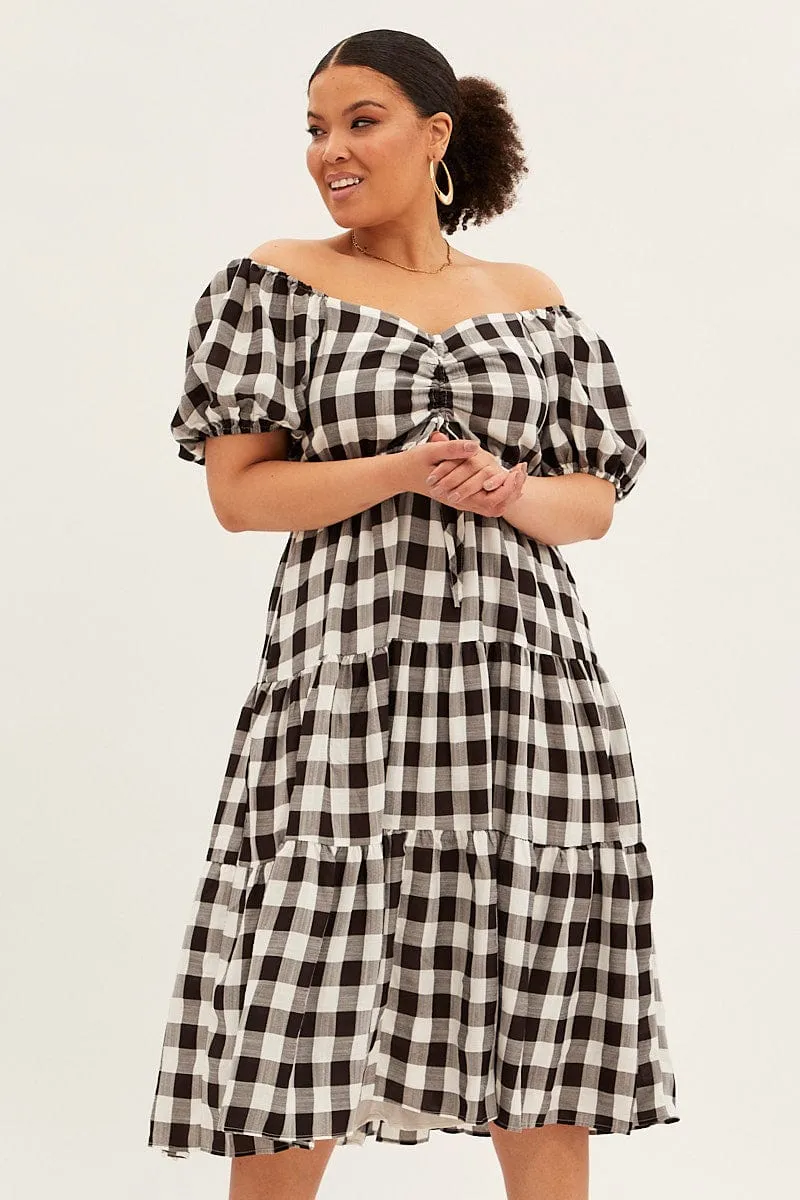 Travel-Essential Stripe Midi Dress Short Sleeve Sweetheart Neck Cut Out