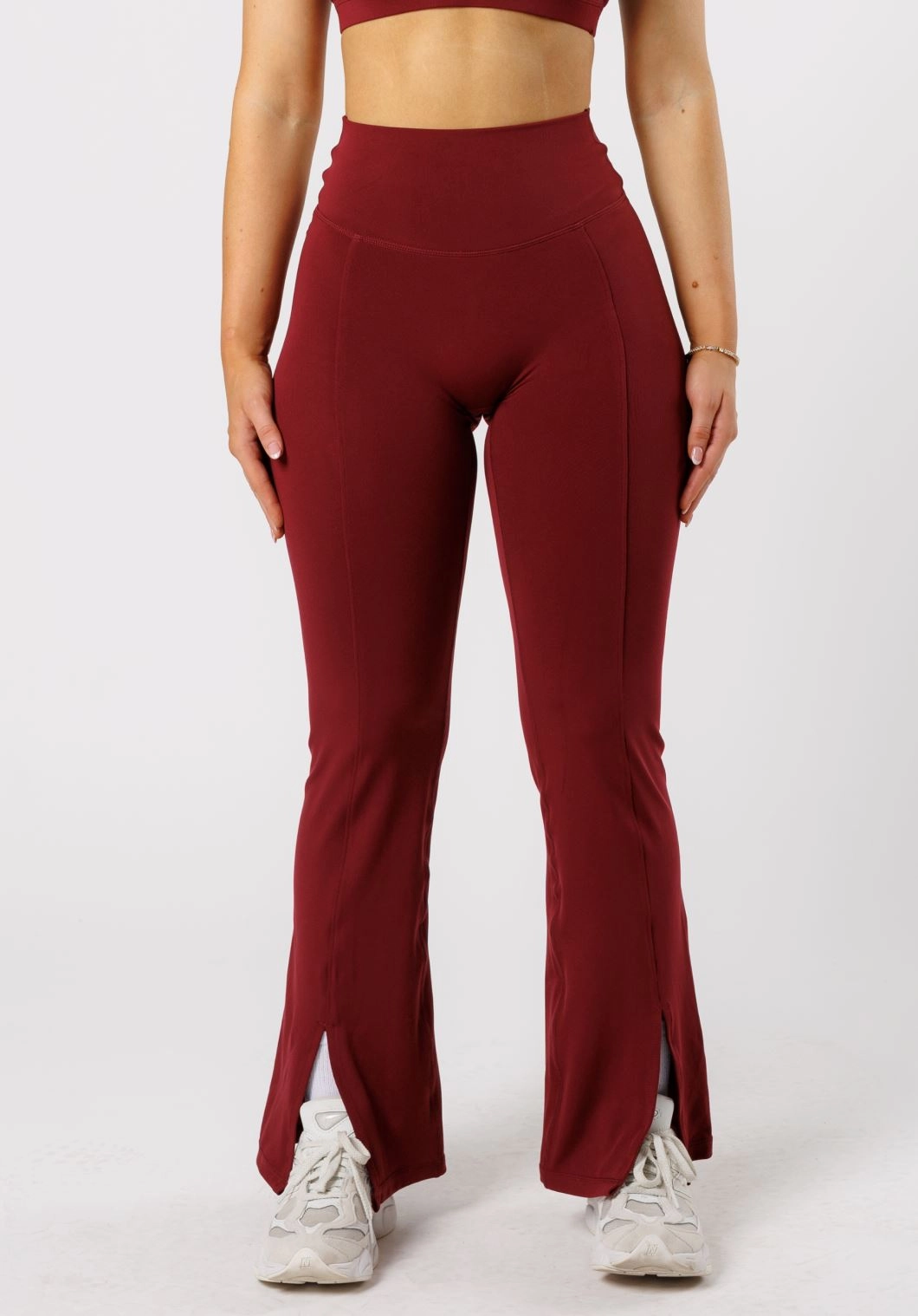 Reluna? Front Slit Sculptseam? Flare Leggings 31" Red Velvet Everyday Movement