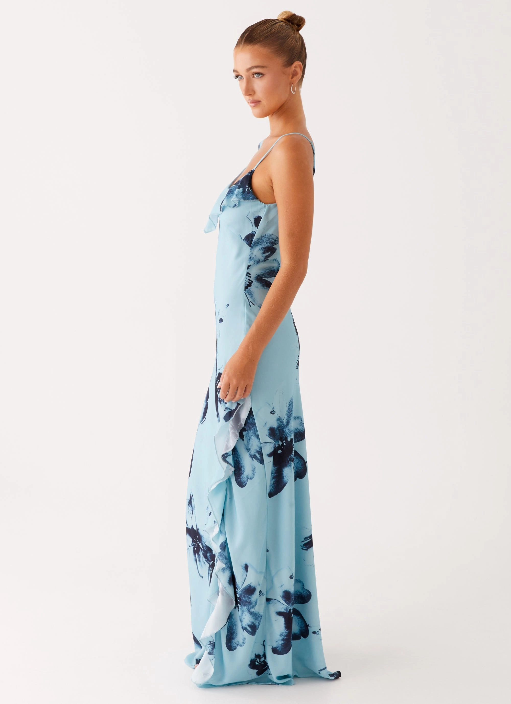 Chic Layers Goldsmith Maxi Dress - Blue Black Floral
