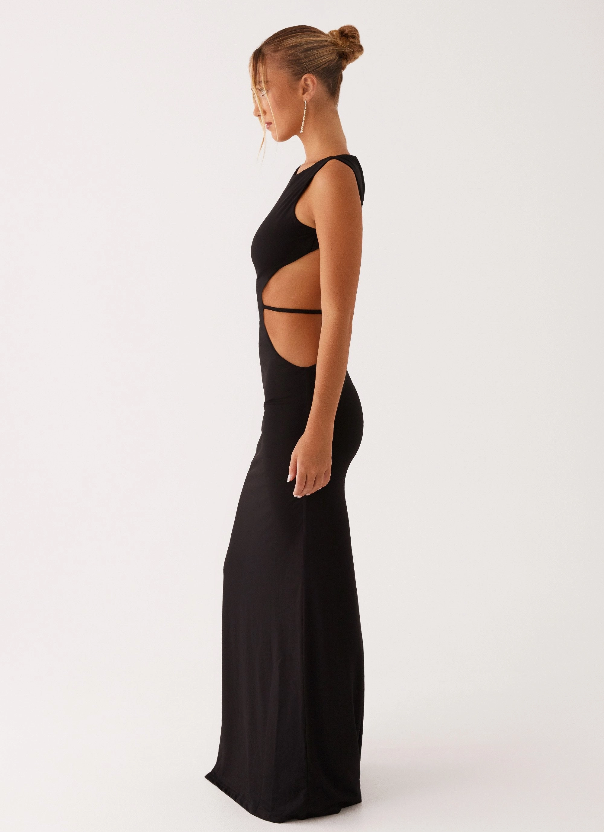 Shared Glow Lace Accent Sutton Maxi Dress - Black