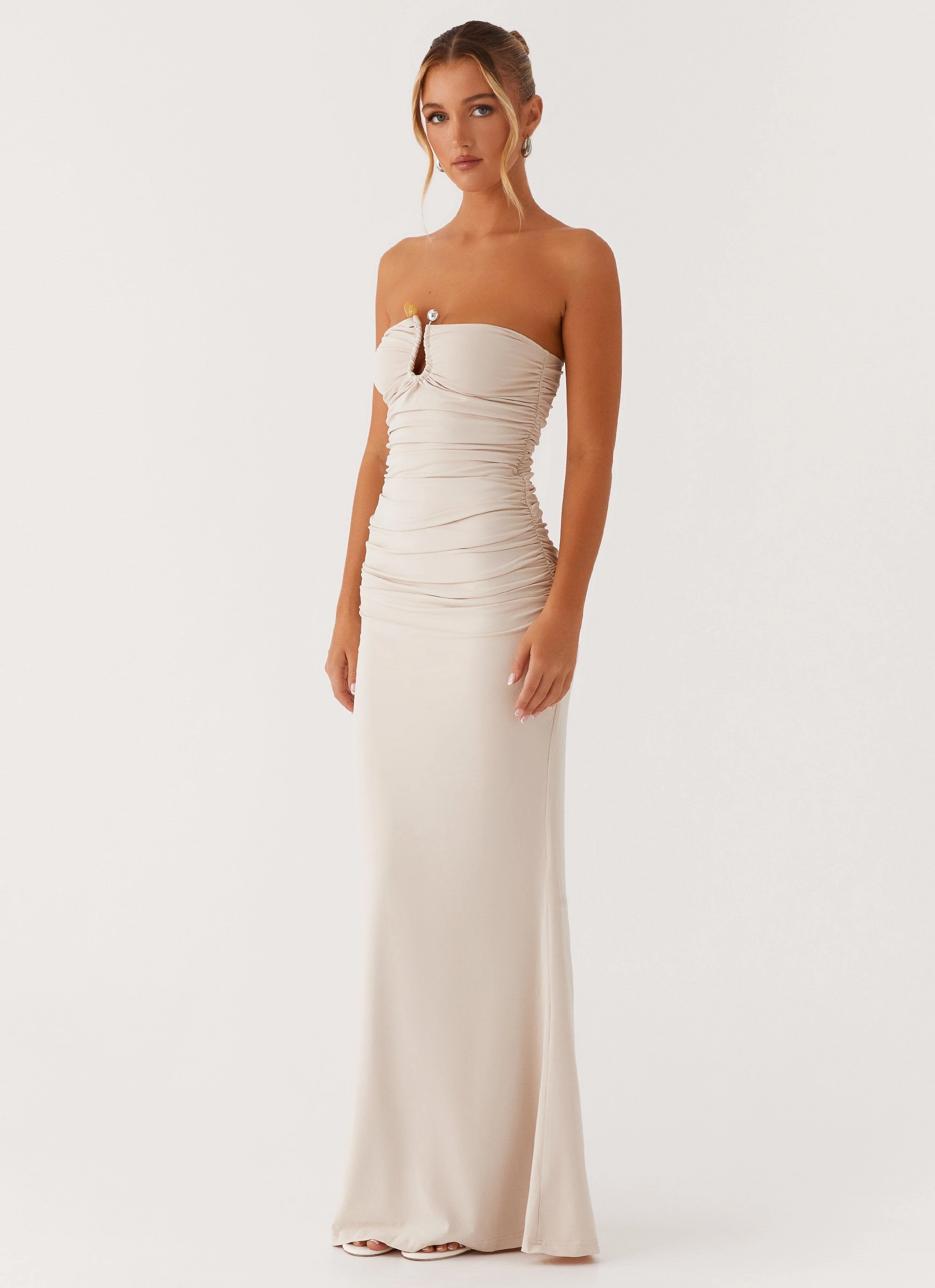 Rudy Maxi Dress - Ivory Effortless Fit Design Mermaid-Hem