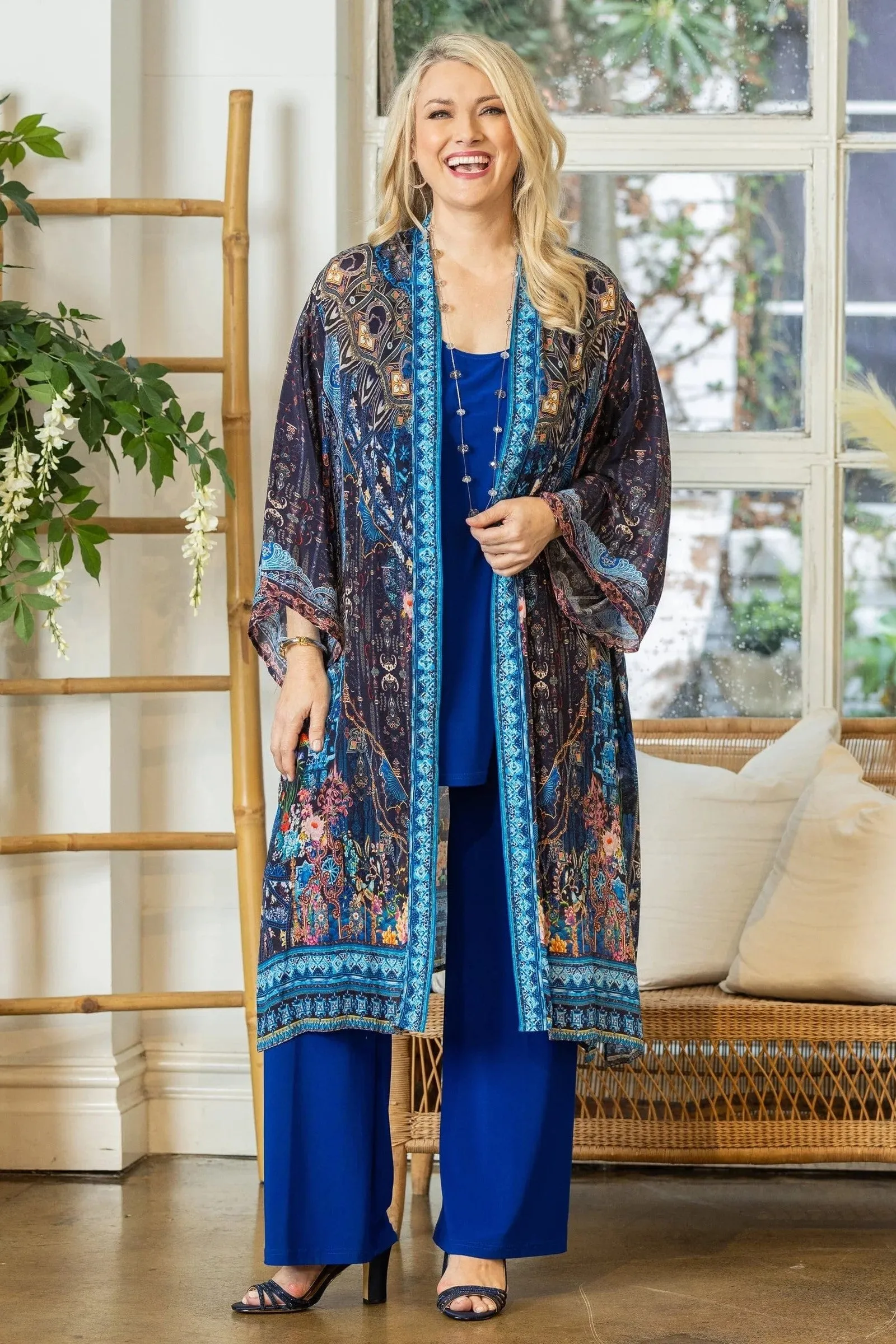 Swish - 444050 Chloe Kimono Quilted Interior Layer