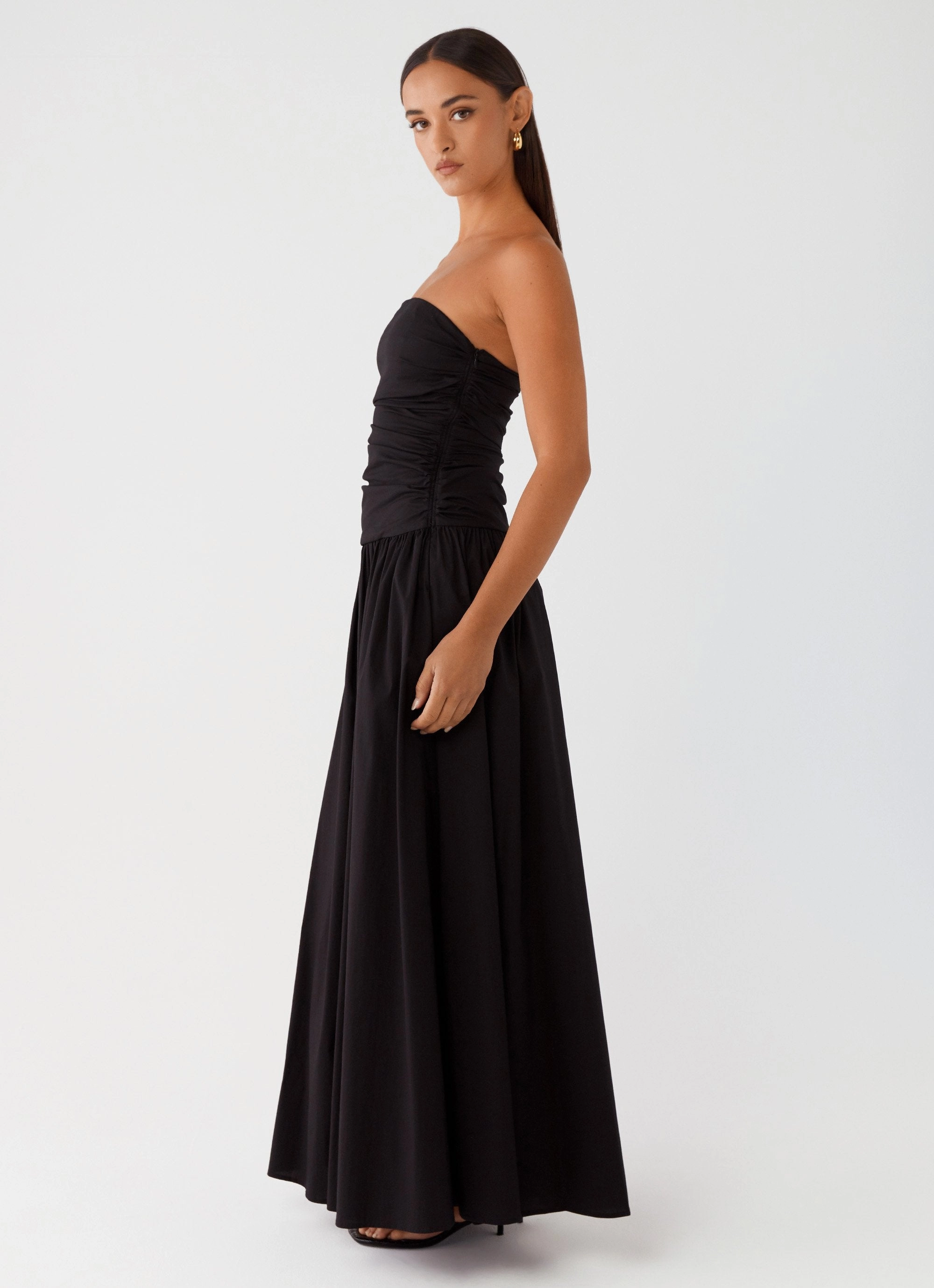 Carmel Maxi Dress - Black Comfortable Waistband Front Detail
