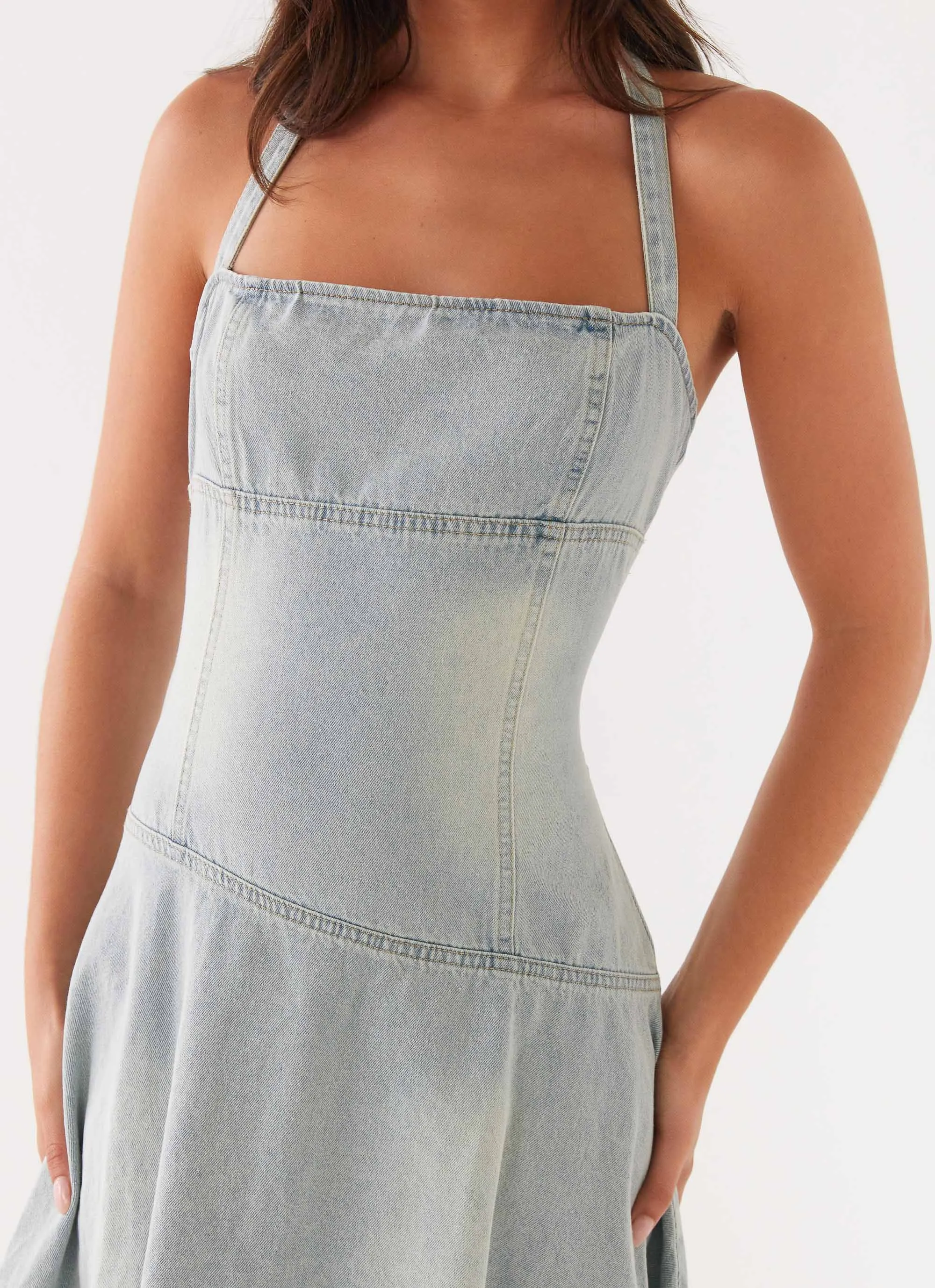 Cozy Drape Tanisha Denim Midi Dress - Washed Blue