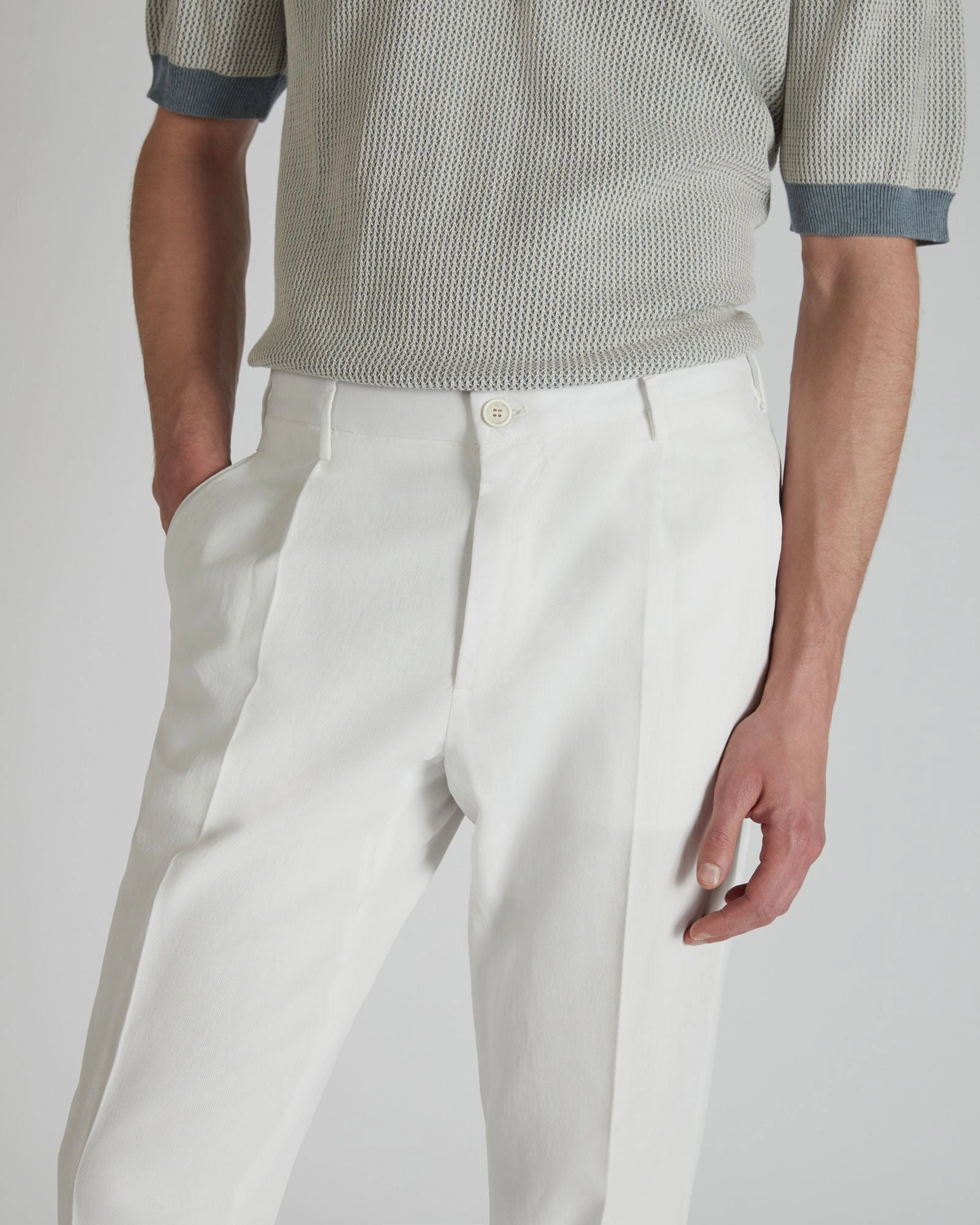 Tapered-fit Chinolino ice cr??pe trousers Functional Stretch Performance Layer