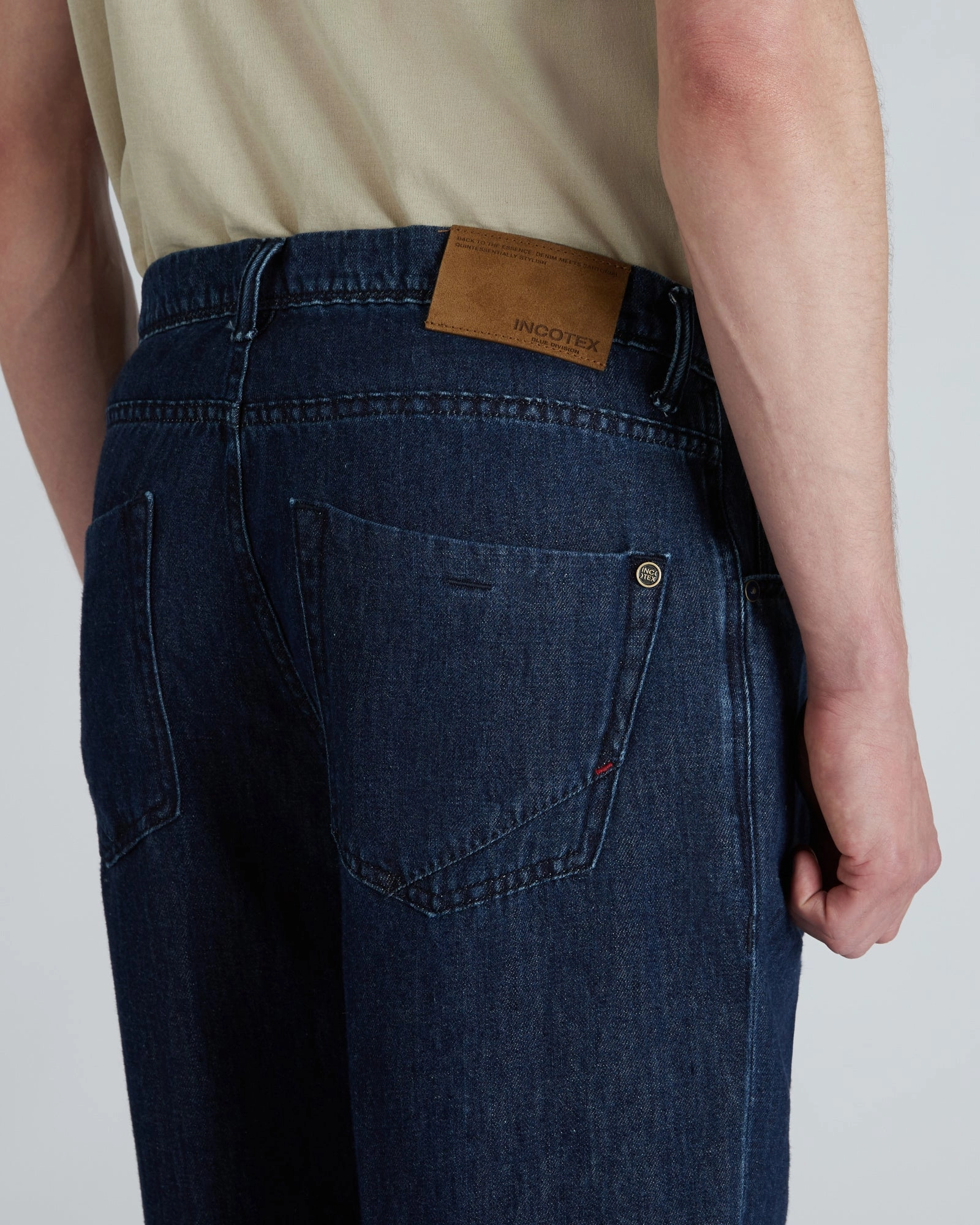 Tapered-fit cotton and linen five-pocket trouser Casual Performance