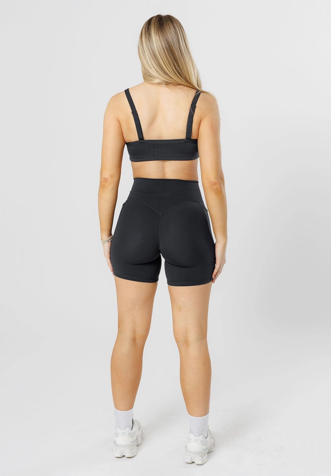Reluna Empower Sculptseam?  Plus Pocket Short 6?? Black Warm Look