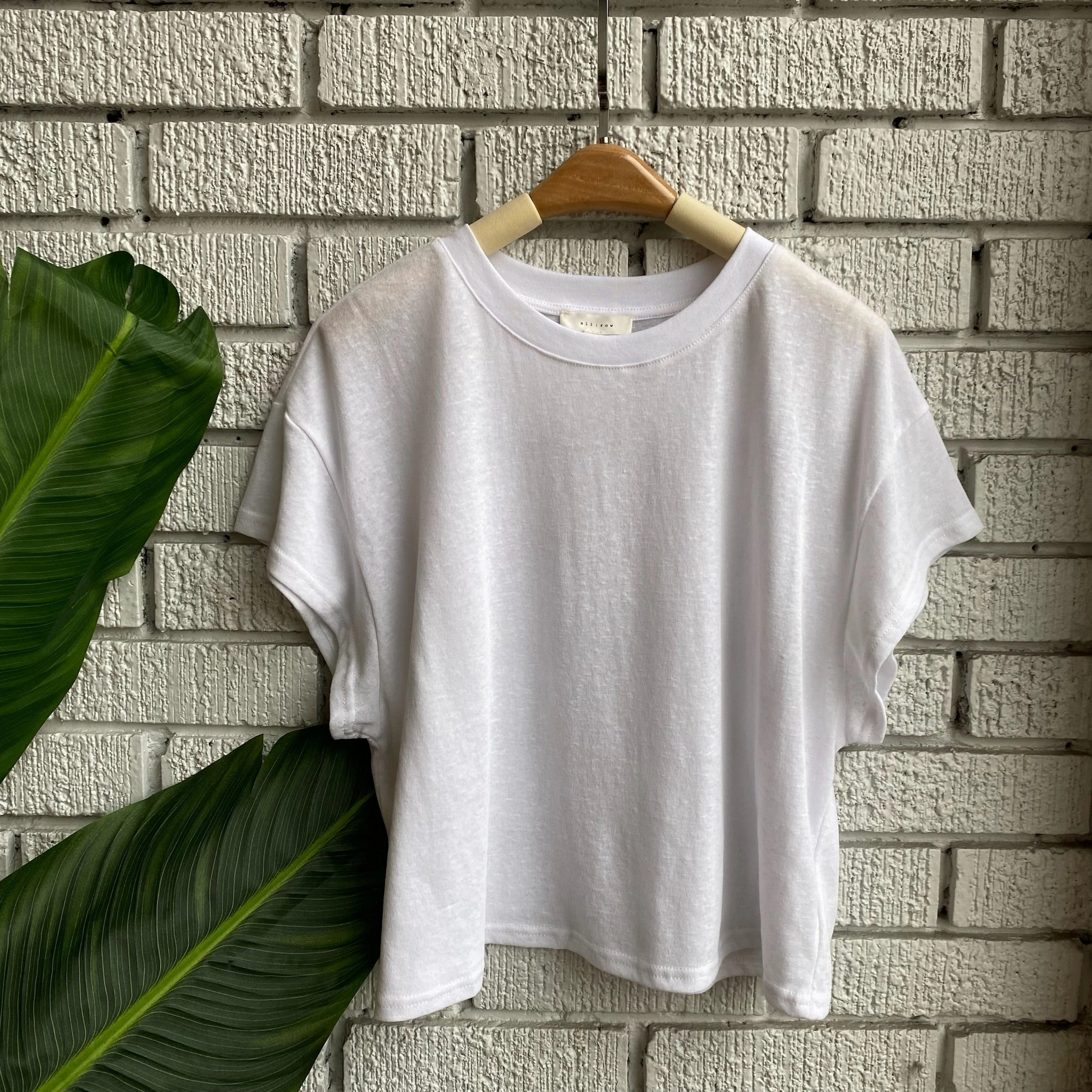 V neck THE BEALE Tee