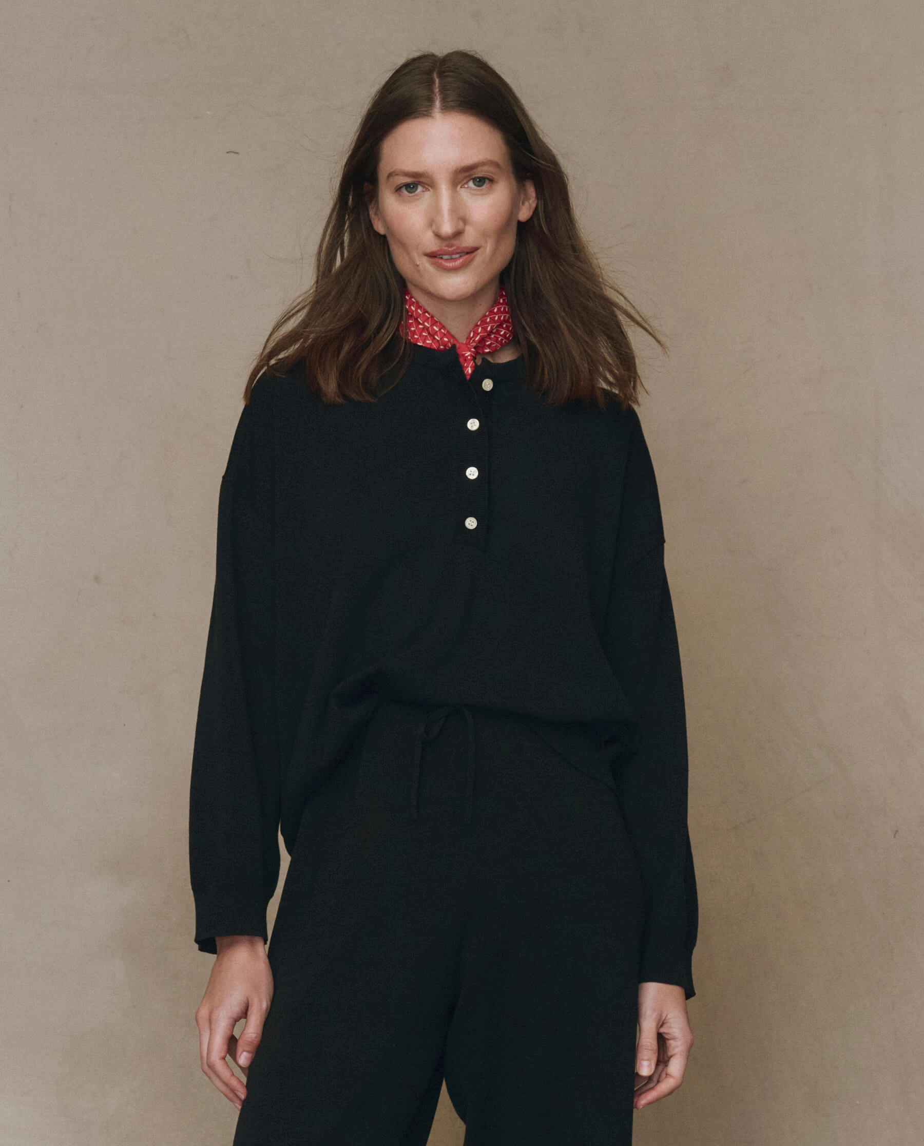 Snug Layer Abrasion Resistant Seams The Henley Sweater. -- Black