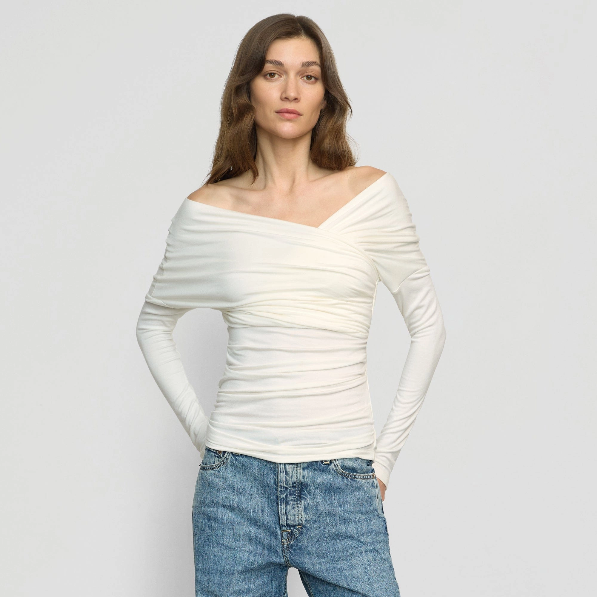 Theresa Ruched Off-Shoulder Long-Sleeve Tee QuickDryTechnology