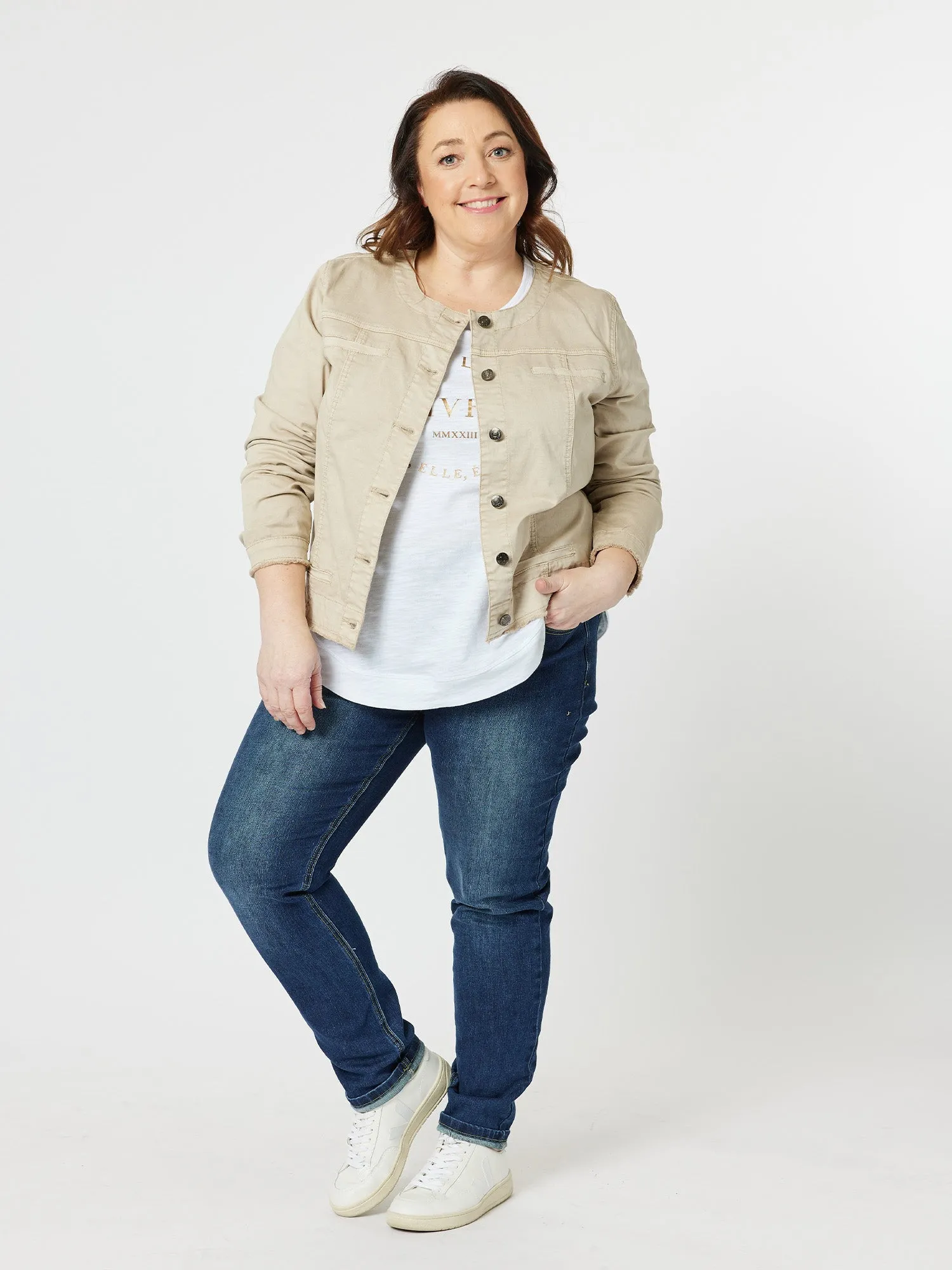 Ergonomic Shoulder Fit Recycled Polyester Blend Threadz Collarless Denim Jacket Natural