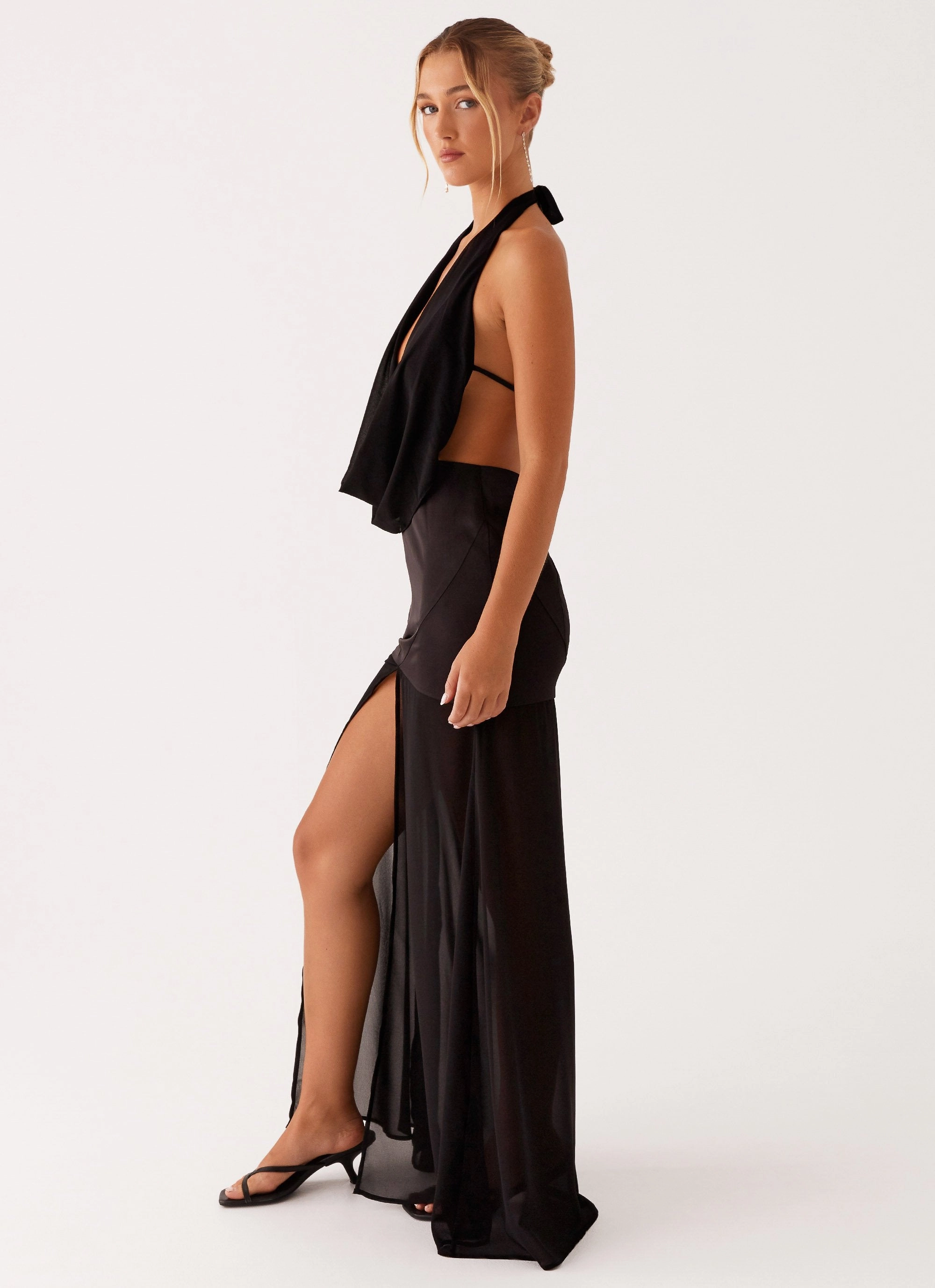 Fenella Maxi Dress - Black Refined fit