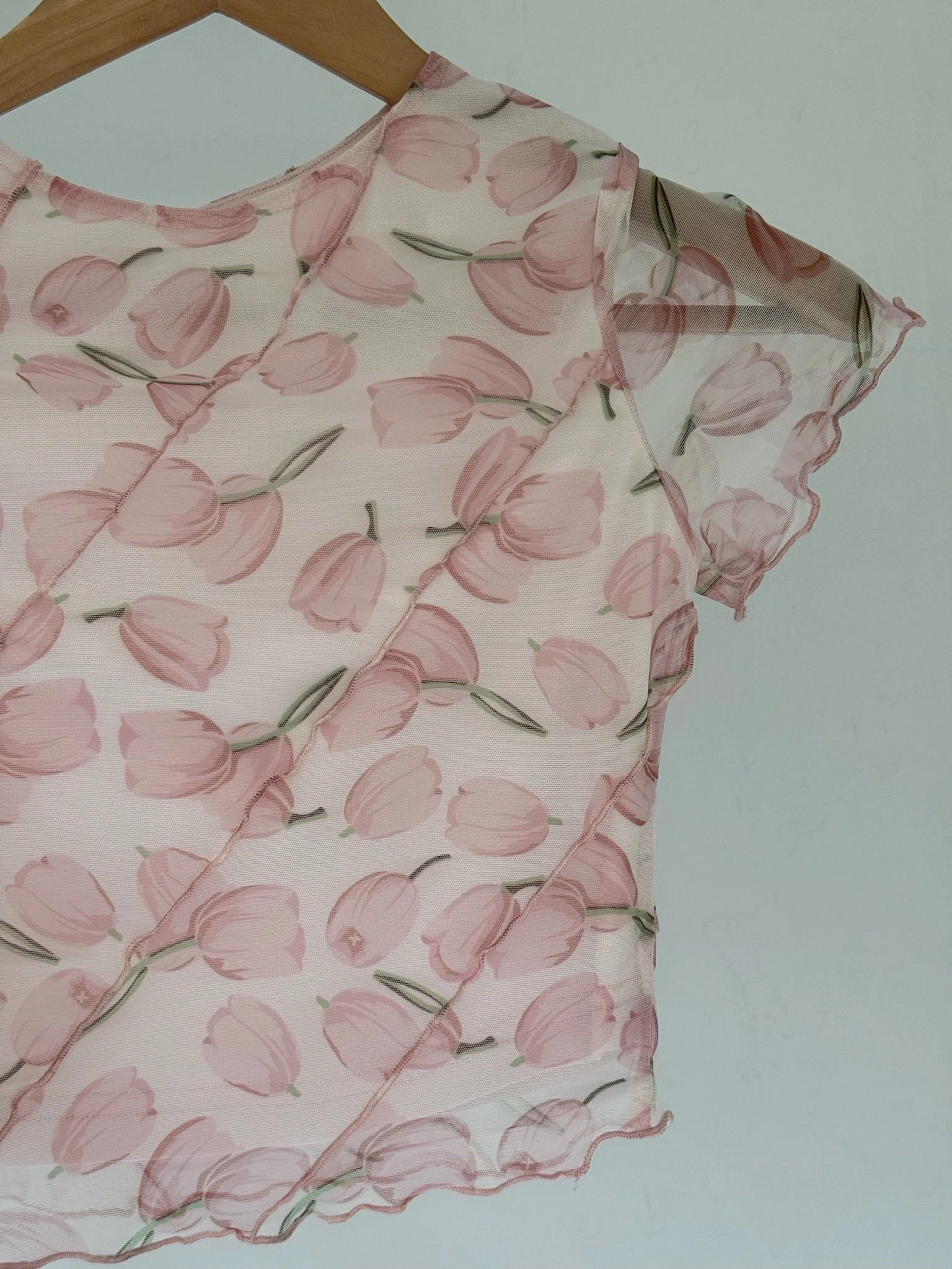 TULIP SEASON Top High Visibility Details