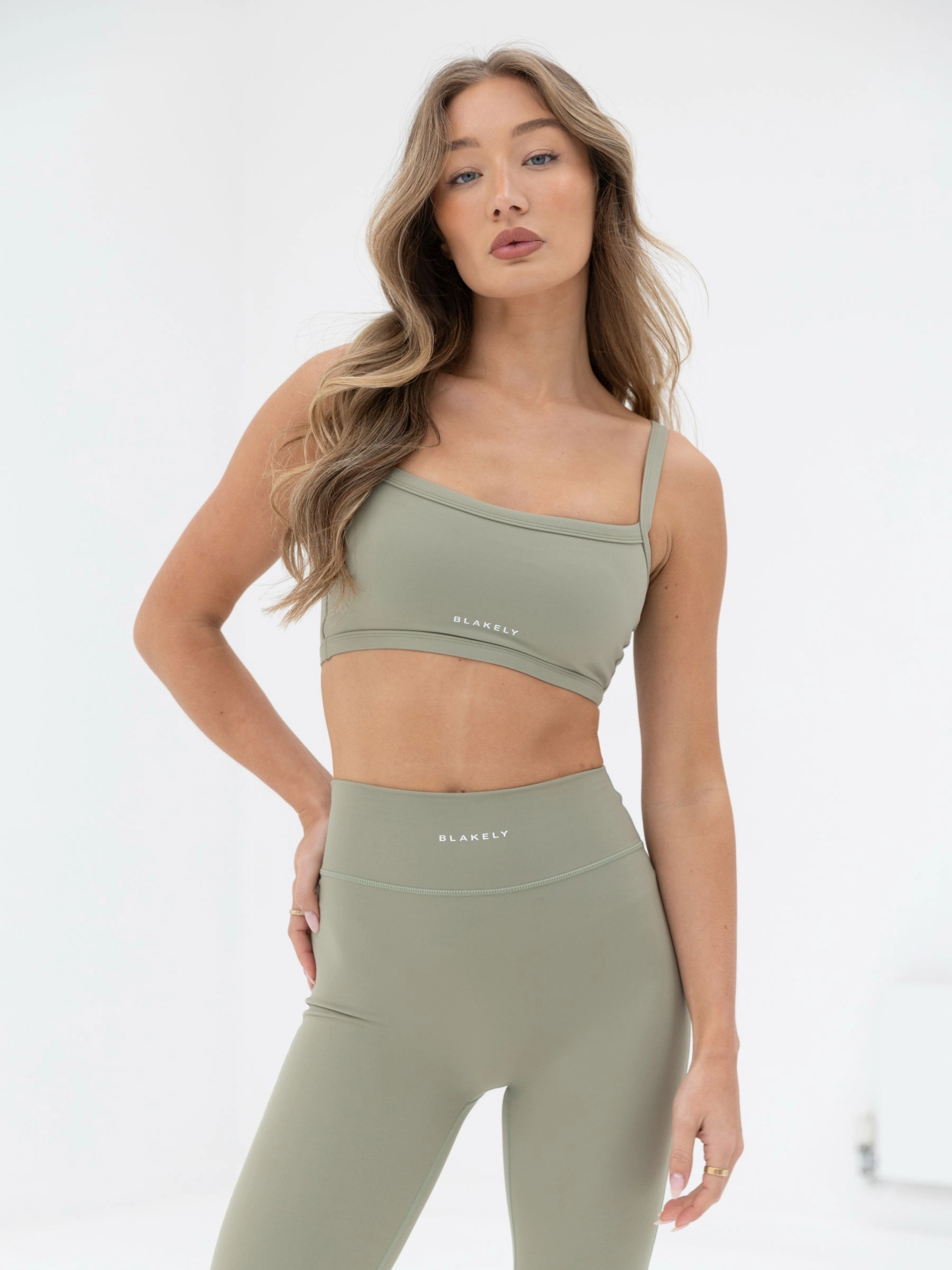 Ultimate Sports Bra - Olive Heat-sealed seams