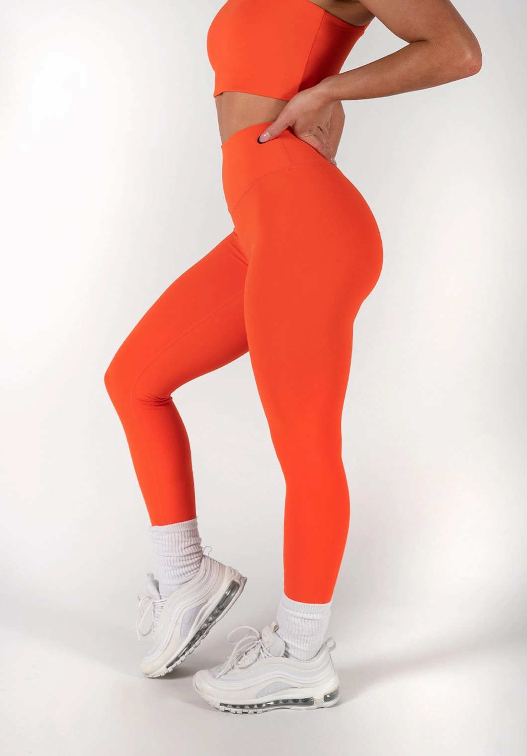 UltraLux Curve Contour Sculptseam? Legging Poppy Motion Fabric