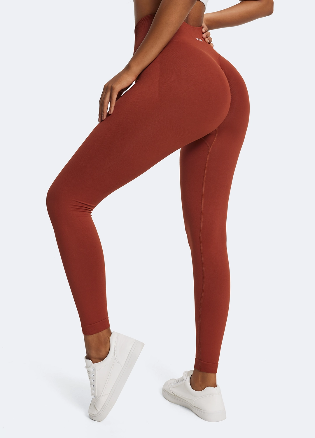 Stretch Wear V-Back Scrunch Leggings