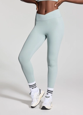 V-Cut Scrunch Leggings Functional Movement Stretch Fit For Teens