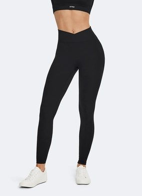 All-Terrain Comfort Ergonomic Fit V-Cut Scrunch Leggings