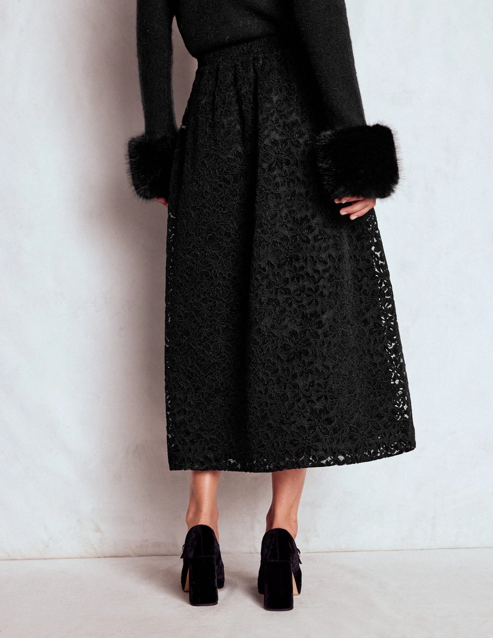 Versatile Fit Verity Lace Midi Skirt-Black Lace