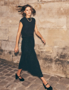 Verity Lace Midi Skirt-Black Lace Seasonal Must Have Soft Combo